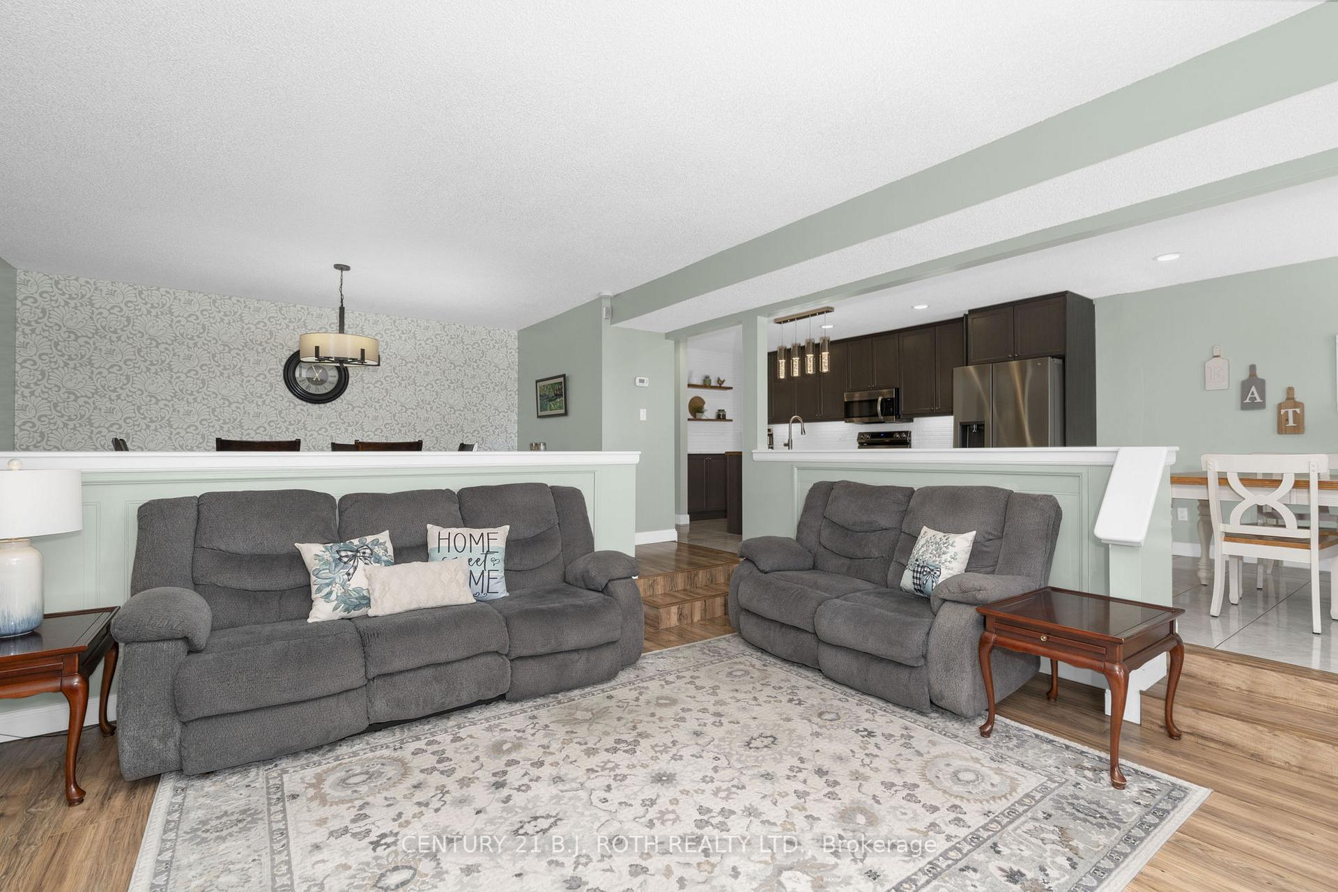 Photo 9 of 157B Cumberland Street, Barrie, Allandale — HOMEH