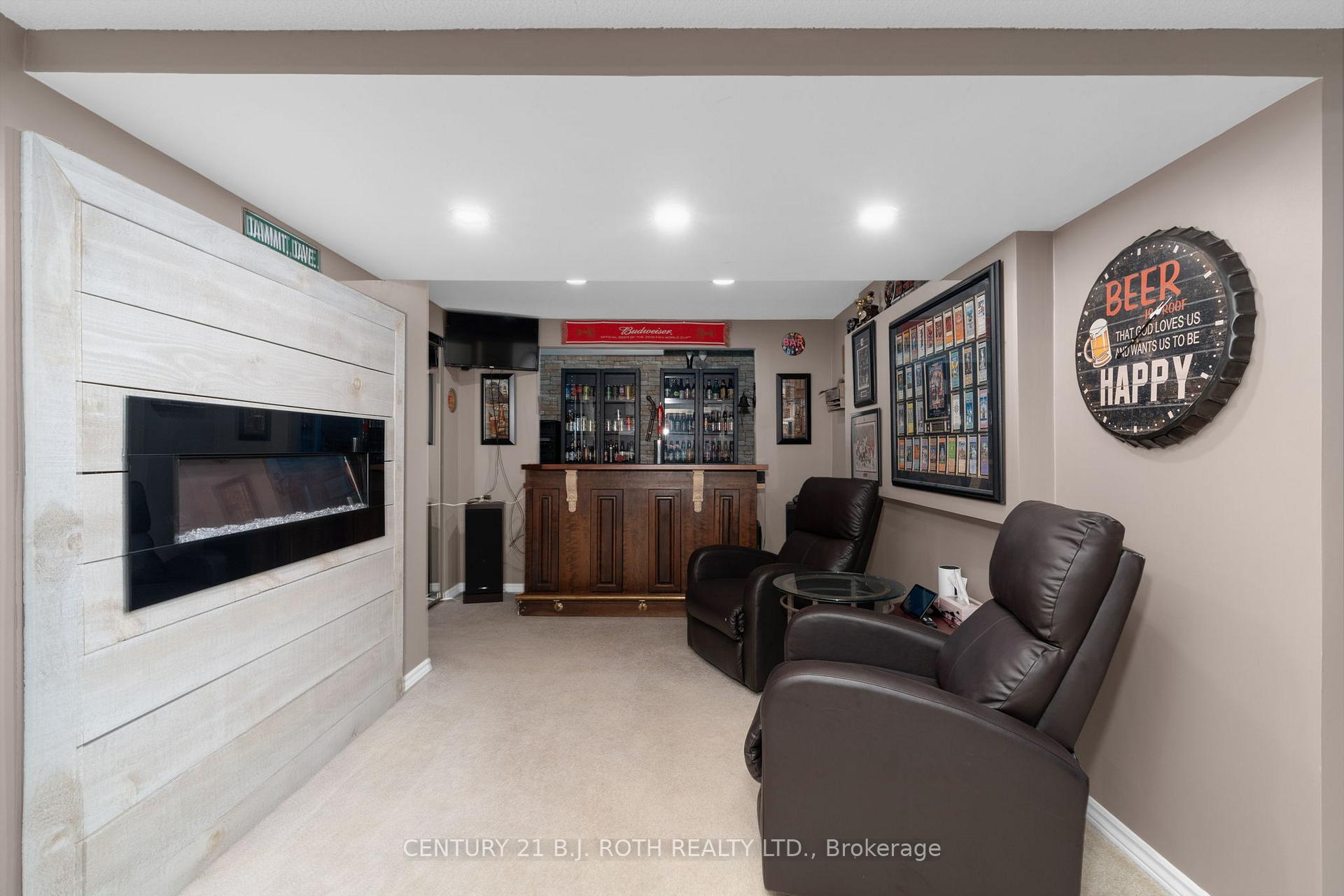 Photo 25 of 157B Cumberland Street, Barrie, Allandale — HOMEH