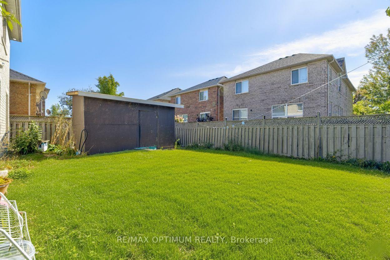 Photo 31 of 2 Clovercrest Drive, Brampton, Fletcher's Meadow — HOMEH