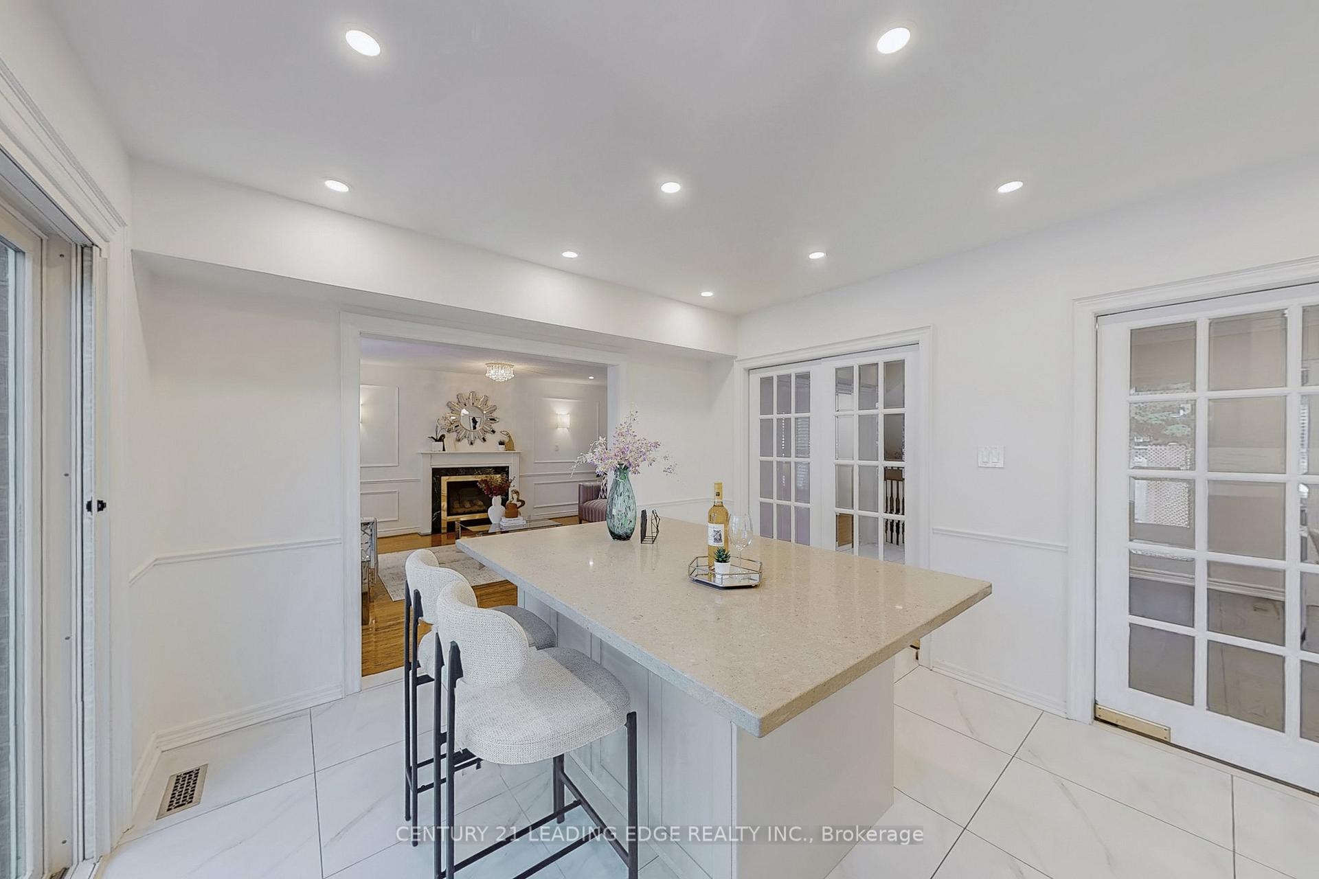 Photo 9 of 10 Macrill Road, Markham, Cachet — HOMEH