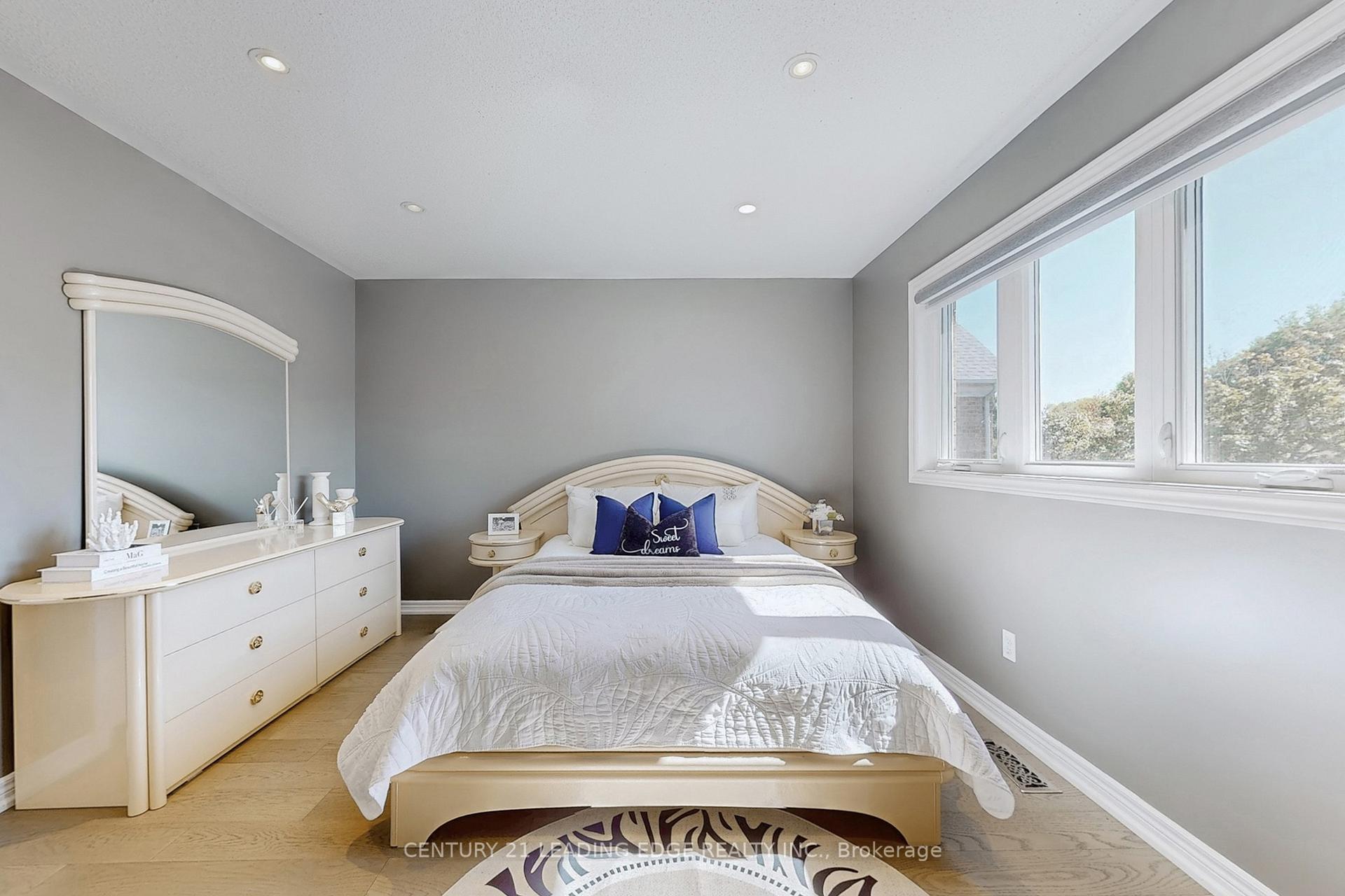 Photo 28 of 10 Macrill Road, Markham, Cachet — HOMEH