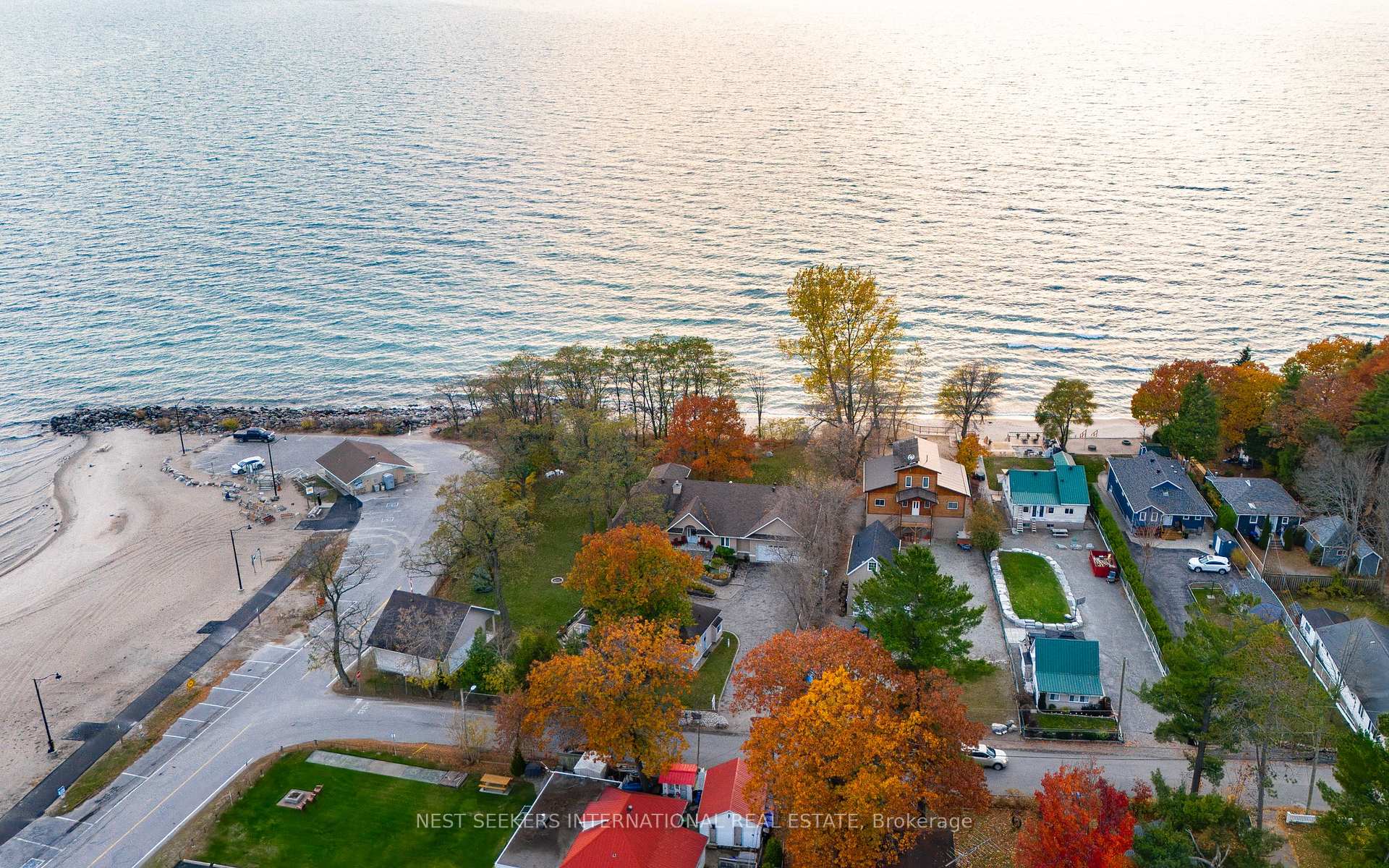 Photo 40 of 20 Tiny Beaches Road N, Tiny, Rural Tiny — HOMEH