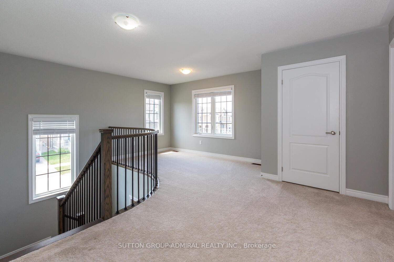 Photo 16 of 53 Pietrowski Drive, Georgina, Keswick North — HOMEH