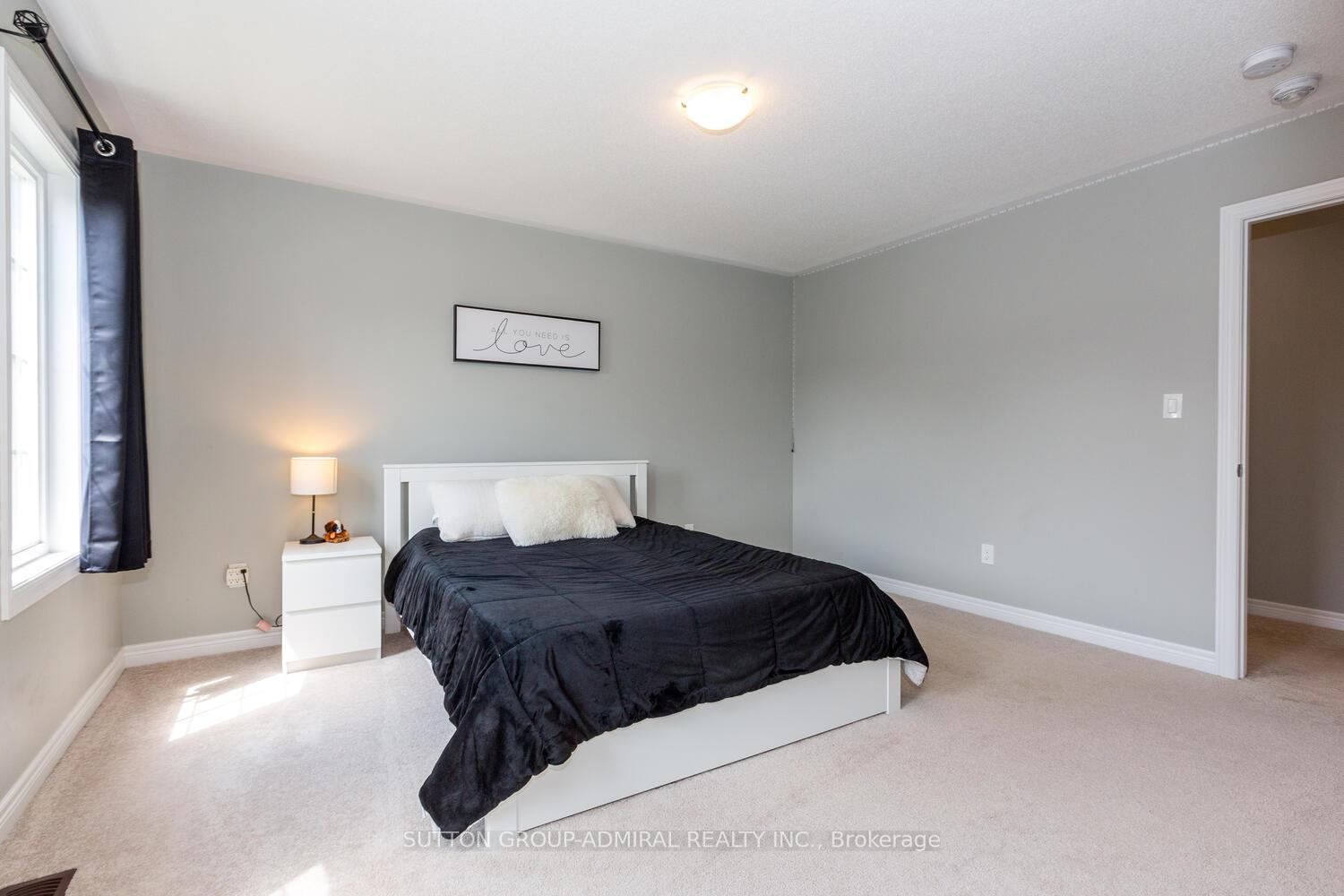 Photo 27 of 53 Pietrowski Drive, Georgina, Keswick North — HOMEH