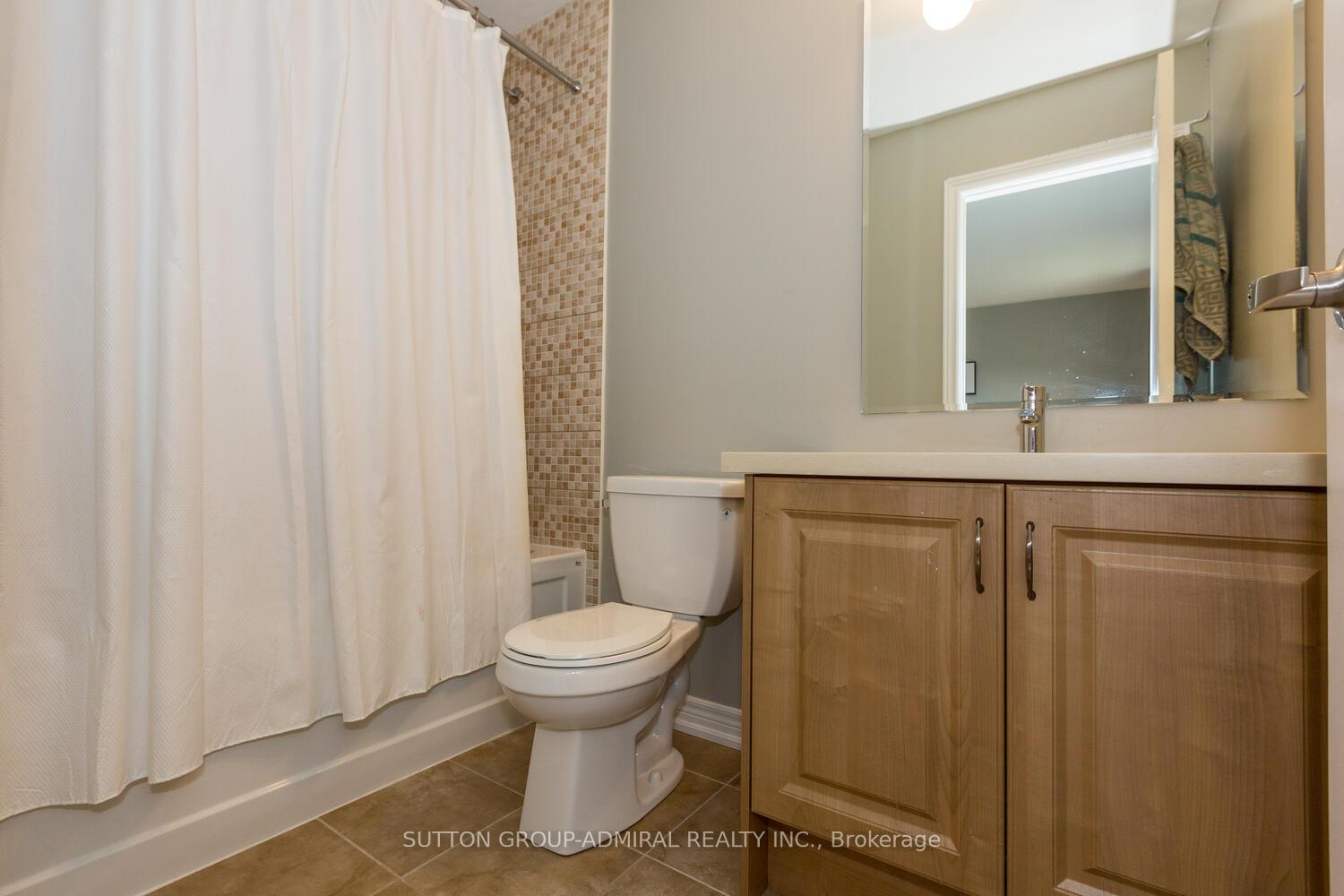 Photo 29 of 53 Pietrowski Drive, Georgina, Keswick North — HOMEH
