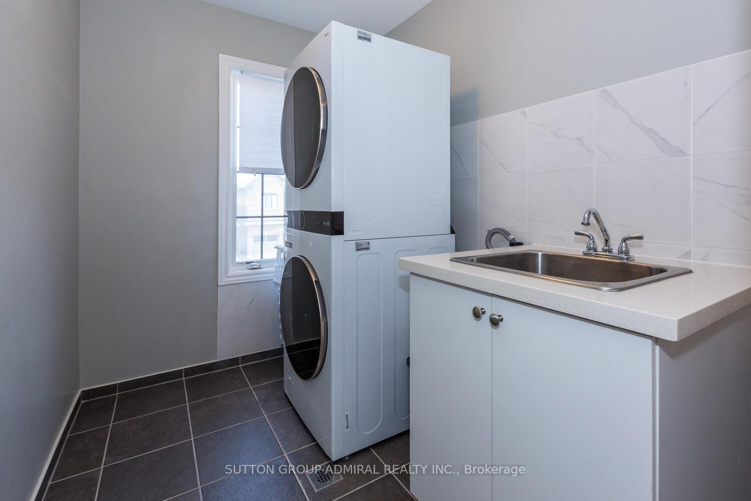 Photo 30 of 53 Pietrowski Drive, Georgina, Keswick North — HOMEH