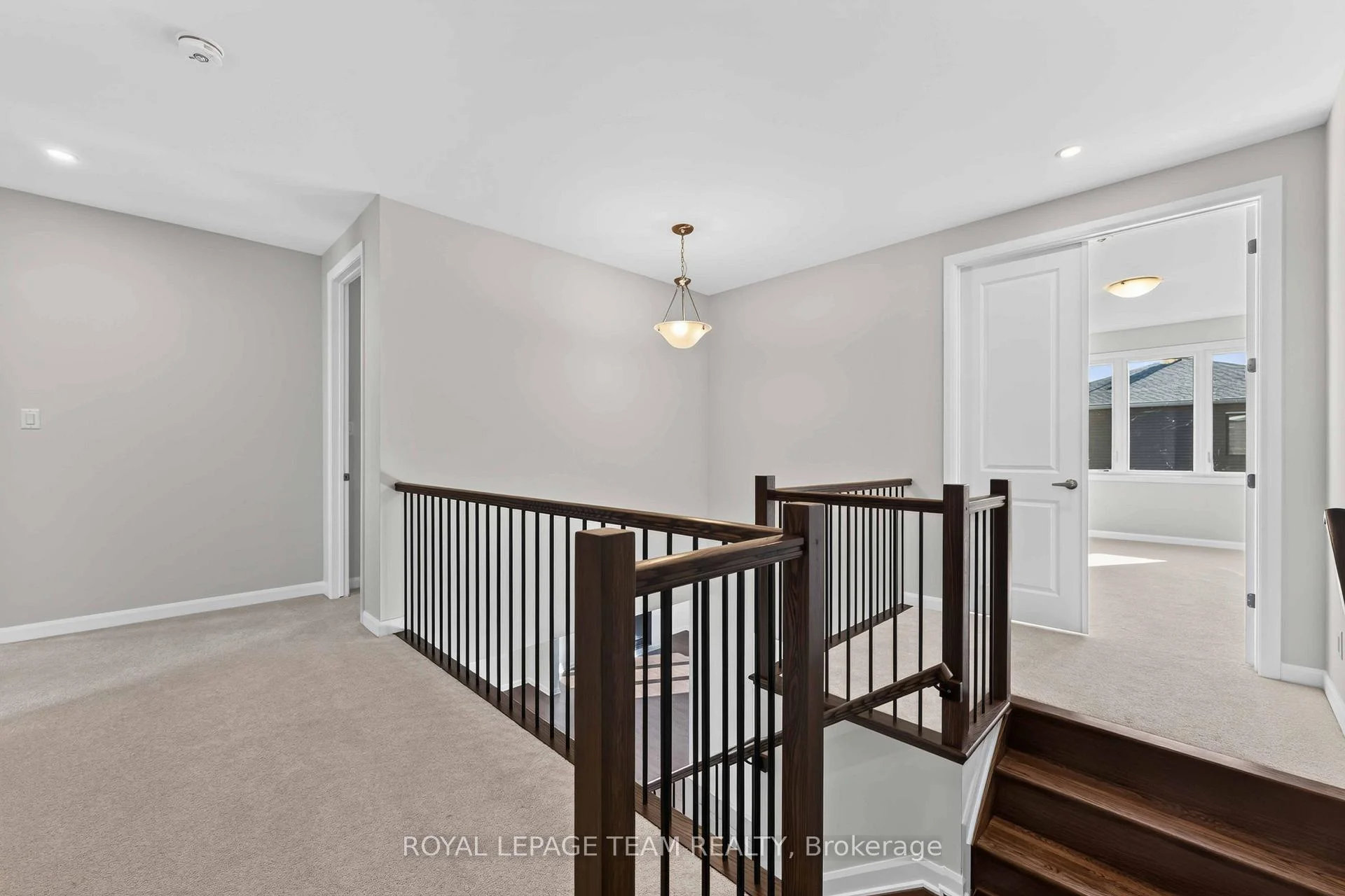 Photo 11 of 2002 Wanderer Avenue, Ottawa, Mahogany Community — HOMEH