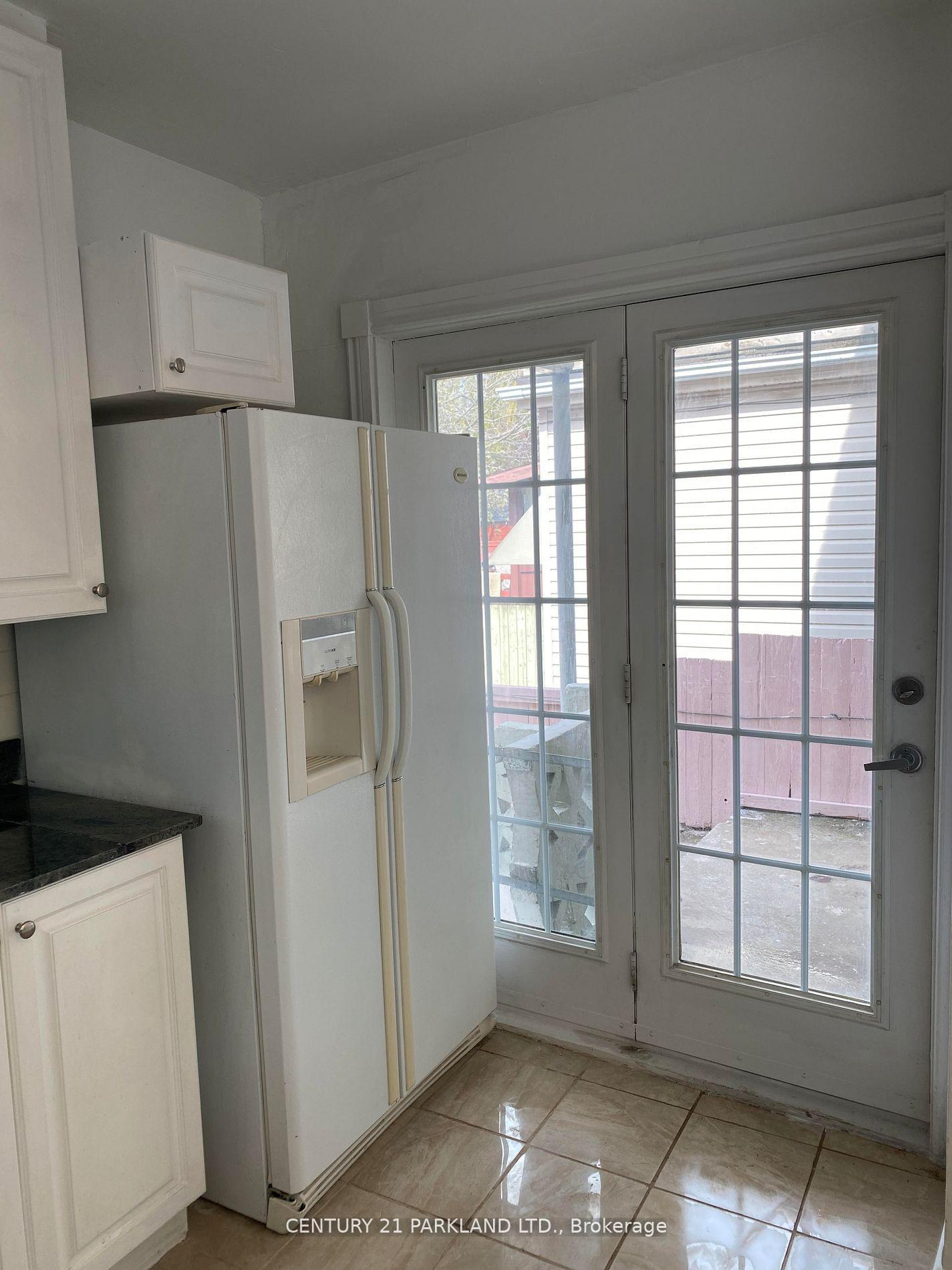 Photo 8 of 2 Dearbourne Avenue, Toronto, North Riverdale — HOMEH
