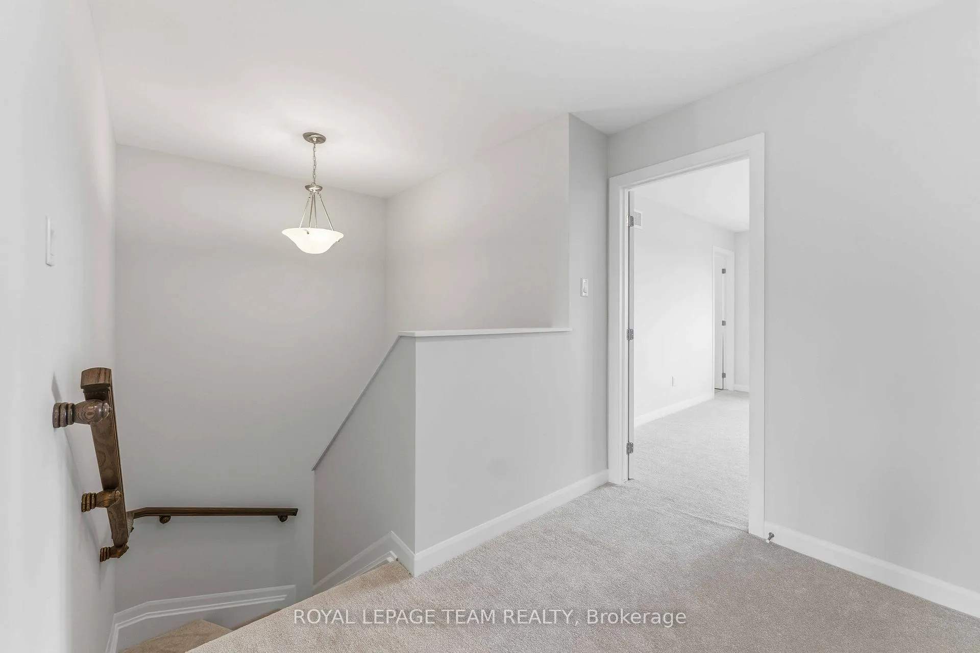 Photo 12 of 764 Fairline Row, Ottawa, Kanata - Emerald Meadows/Trailwest — HOMEH