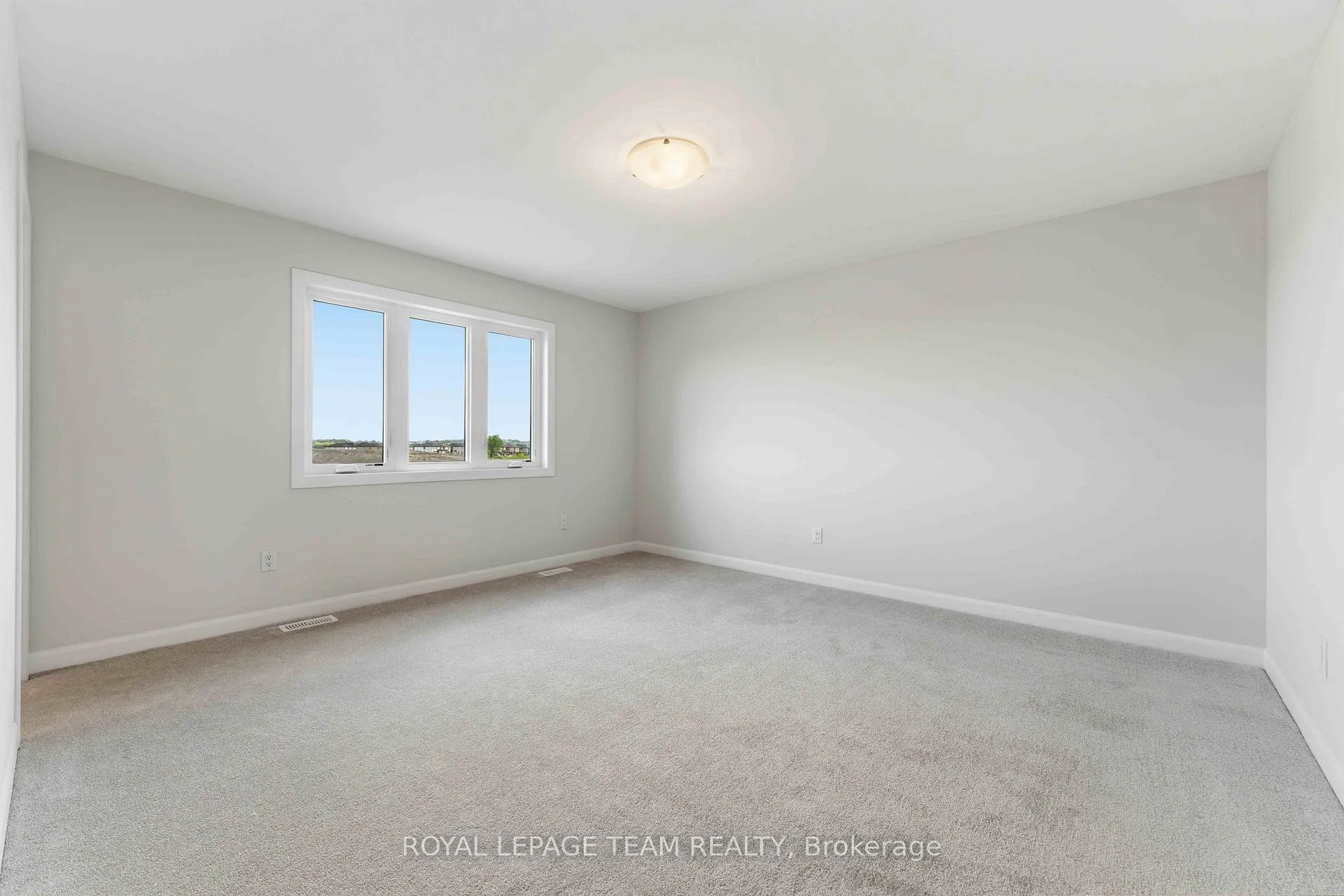 Photo 18 of 764 Fairline Row, Ottawa, Kanata - Emerald Meadows/Trailwest — HOMEH