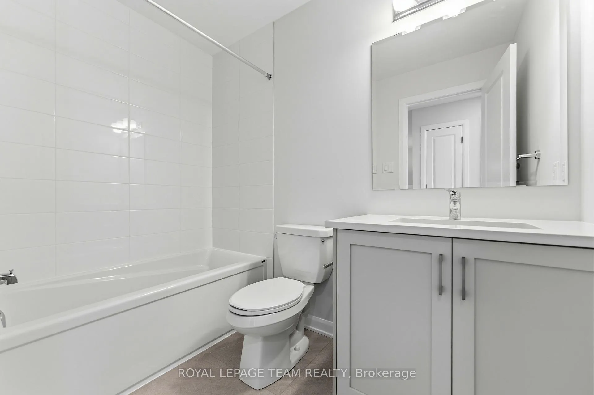 Photo 26 of 764 Fairline Row, Ottawa, Kanata - Emerald Meadows/Trailwest — HOMEH