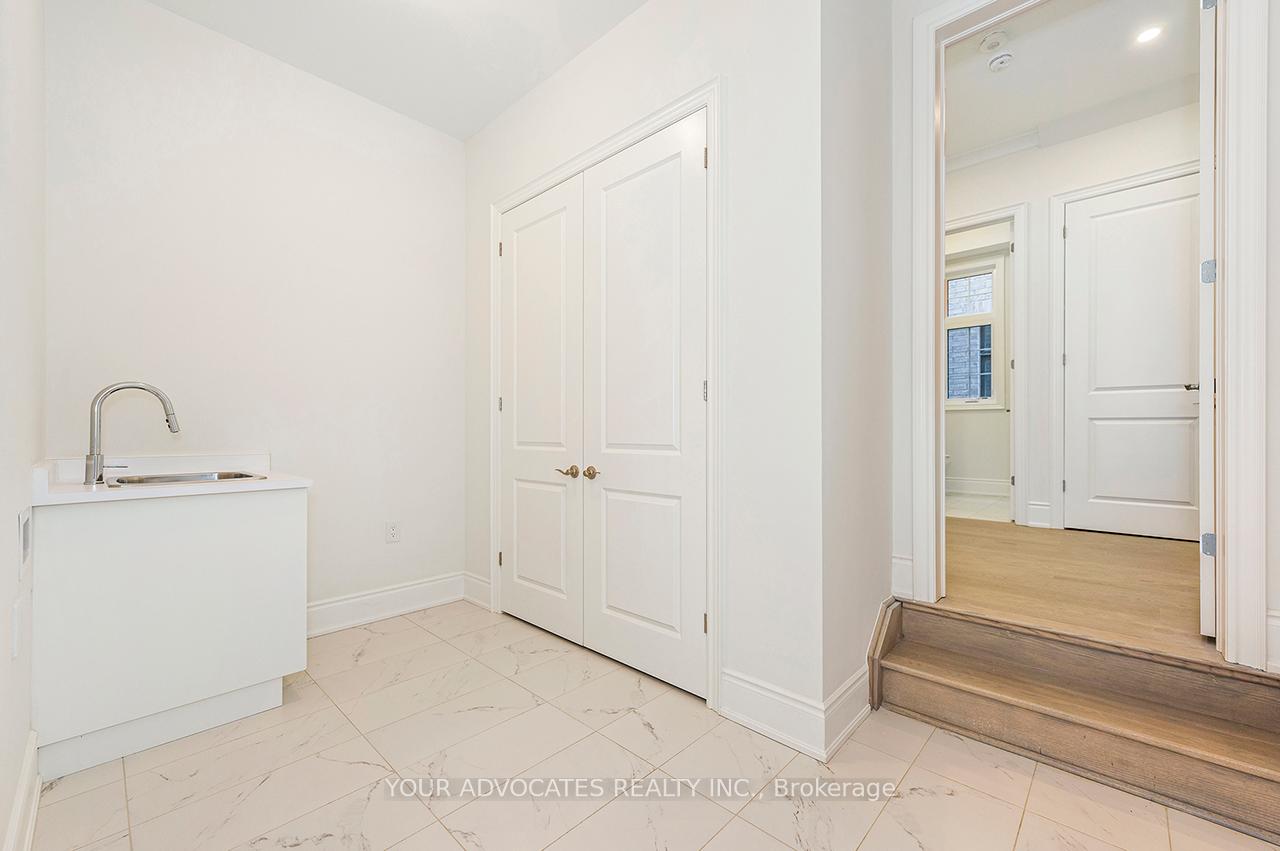 Photo 13 of 137 Timber Creek Boulevard, Vaughan, Kleinburg — HOMEH