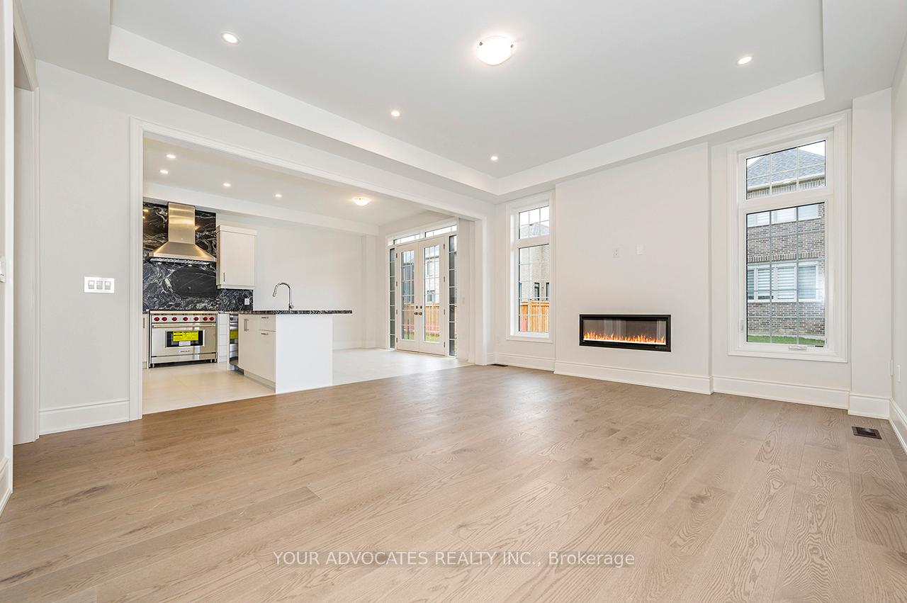 Photo 7 of 137 Timber Creek Boulevard, Vaughan, Kleinburg — HOMEH