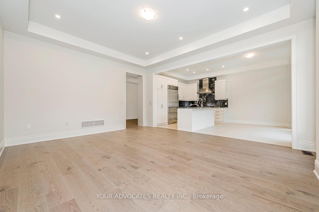Photo 12 of 137 Timber Creek Boulevard, Vaughan, Kleinburg — HOMEH