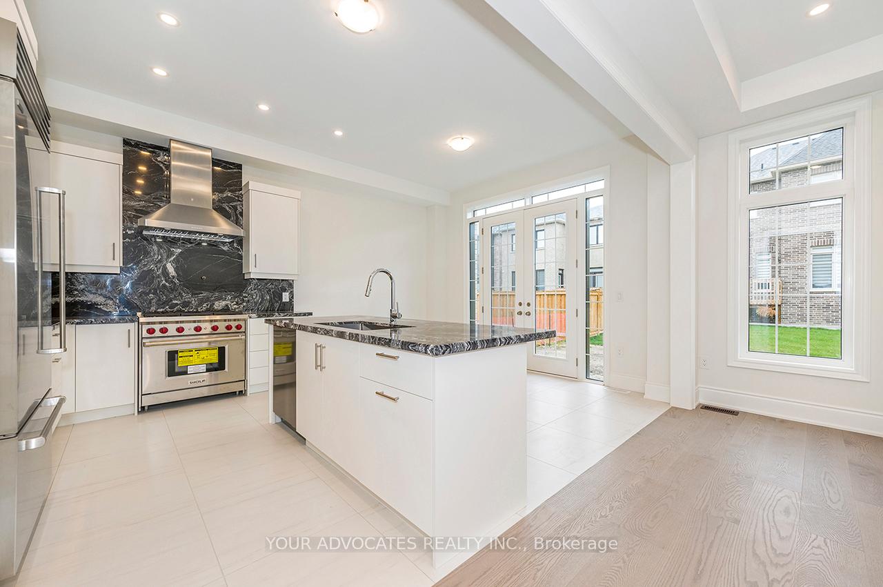 Photo 9 of 137 Timber Creek Boulevard, Vaughan, Kleinburg — HOMEH