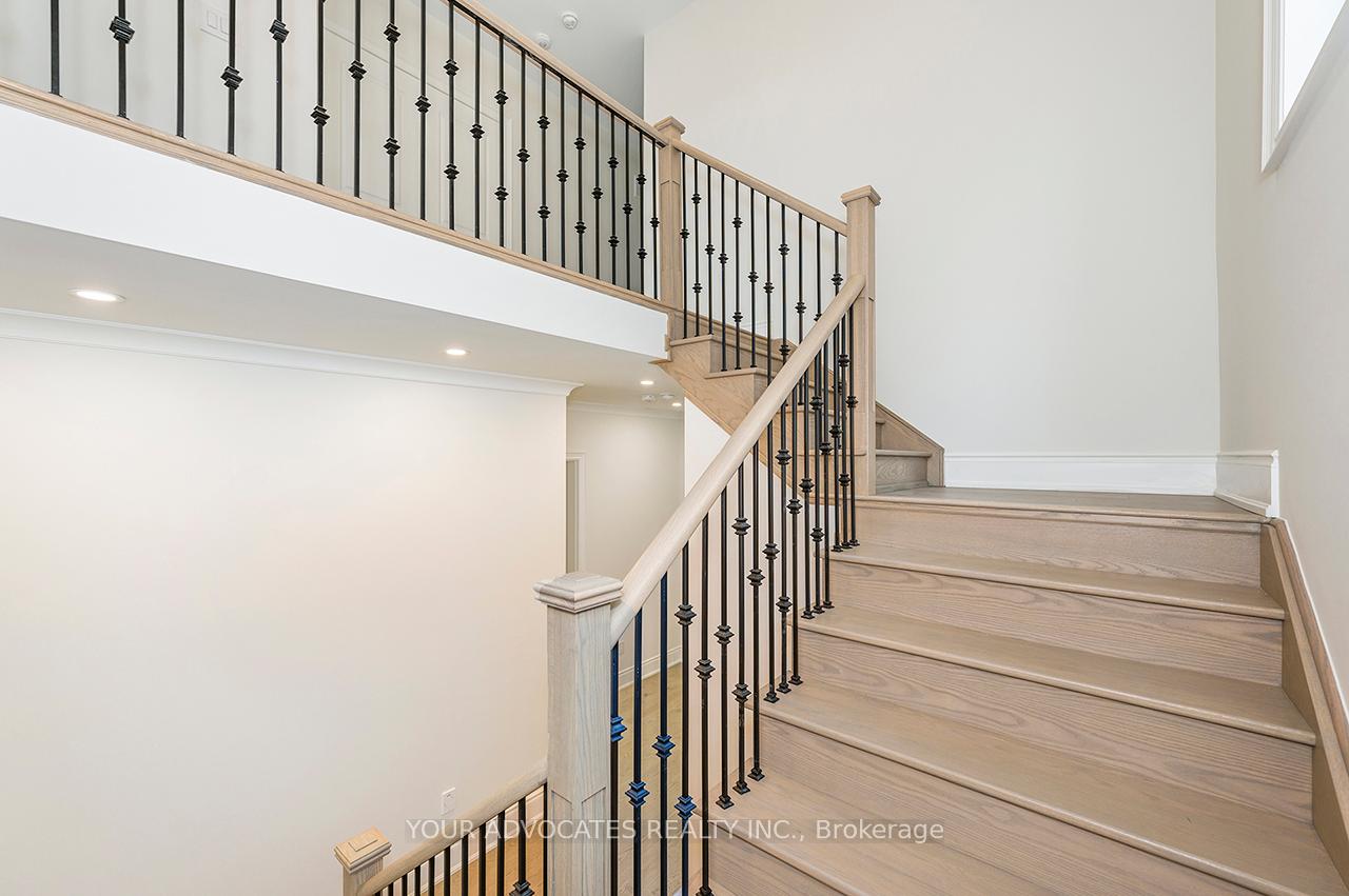 Photo 11 of 137 Timber Creek Boulevard, Vaughan, Kleinburg — HOMEH