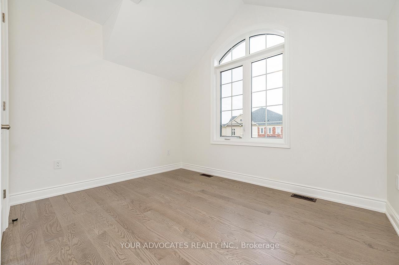 Photo 14 of 137 Timber Creek Boulevard, Vaughan, Kleinburg — HOMEH