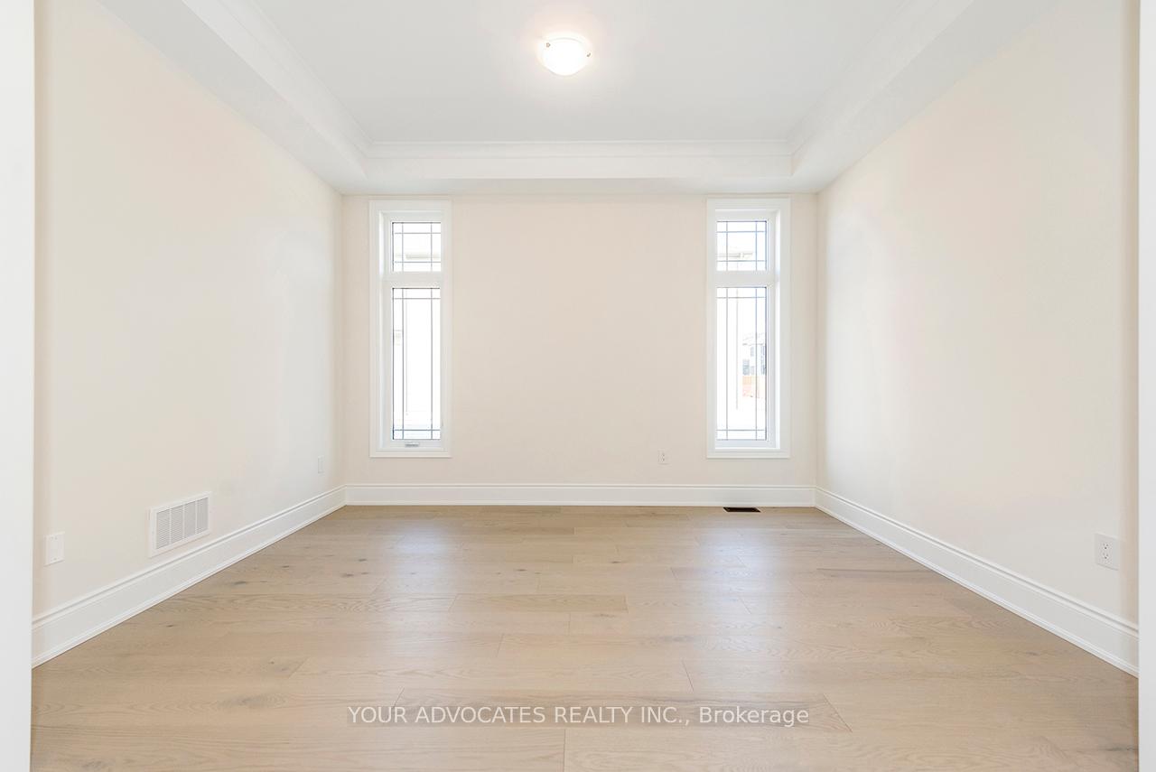 Photo 6 of 125 Timber Creek Boulevard, Vaughan, Kleinburg — HOMEH