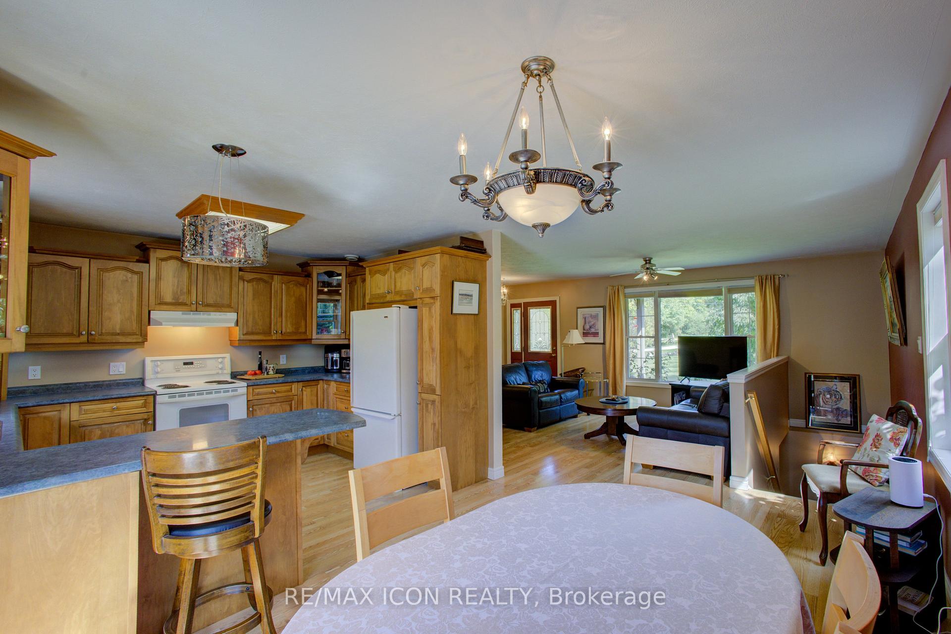 Photo 17 of 394358 Concession 2 Road, West Grey — HOMEH