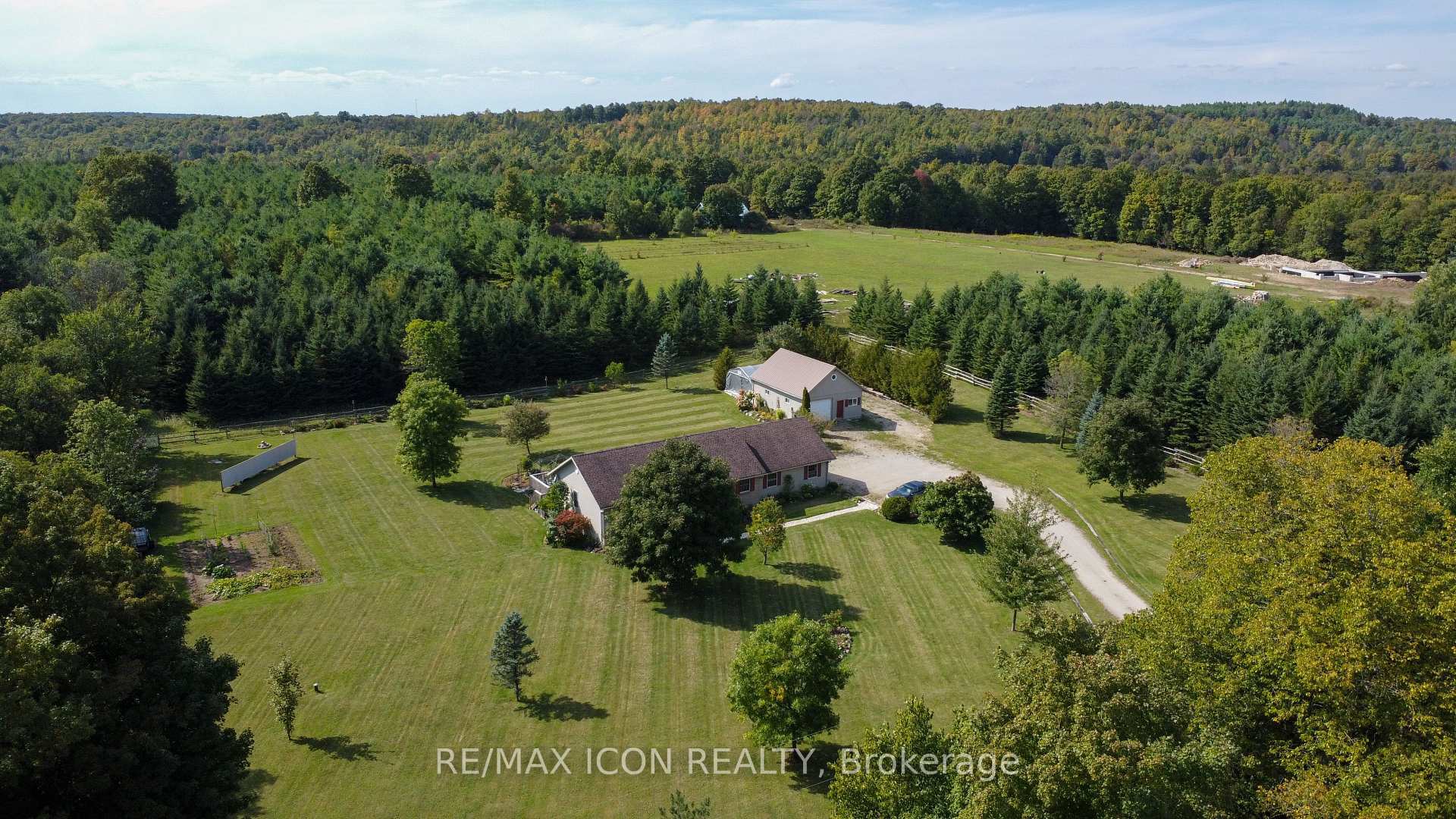 Photo 44 of 394358 Concession 2 Road, West Grey — HOMEH
