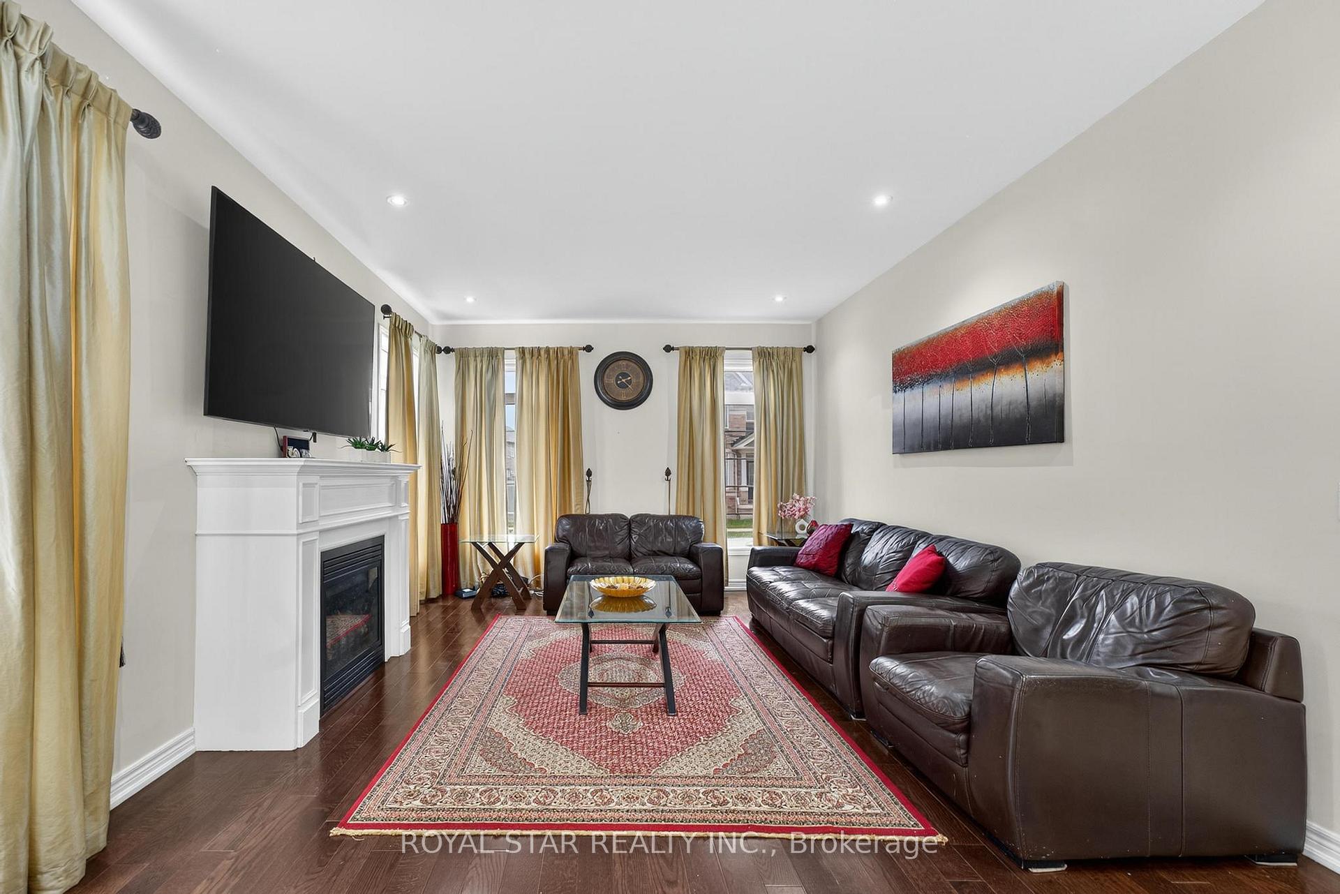 Photo 21 of 61 Aldersgate Drive, Brampton, Northwest Brampton — HOMEH
