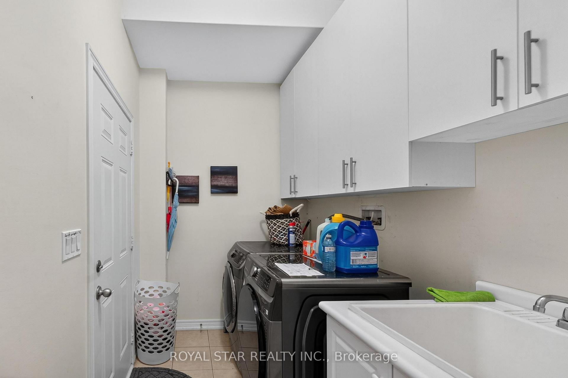 Photo 24 of 61 Aldersgate Drive, Brampton, Northwest Brampton — HOMEH