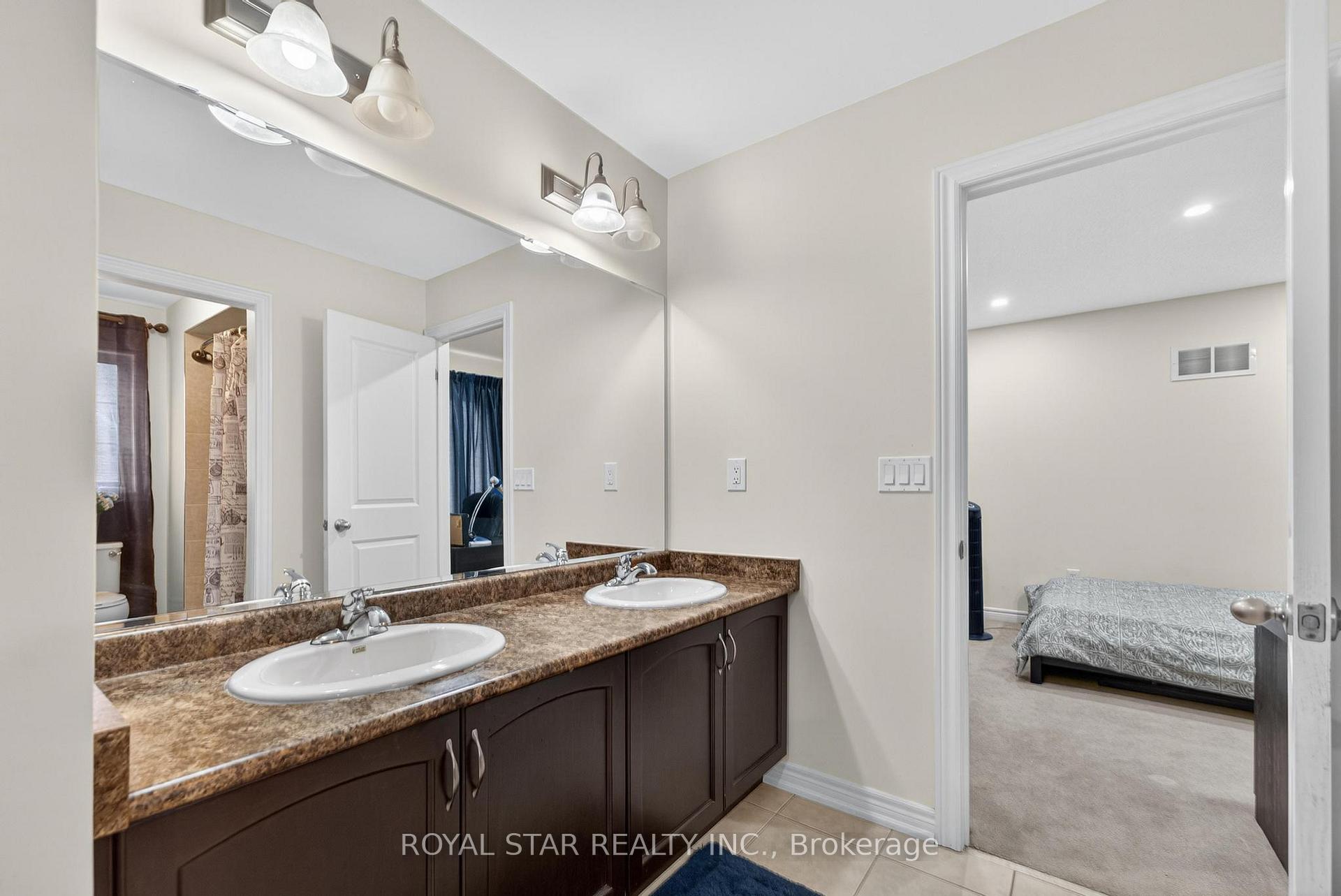 Photo 37 of 61 Aldersgate Drive, Brampton, Northwest Brampton — HOMEH