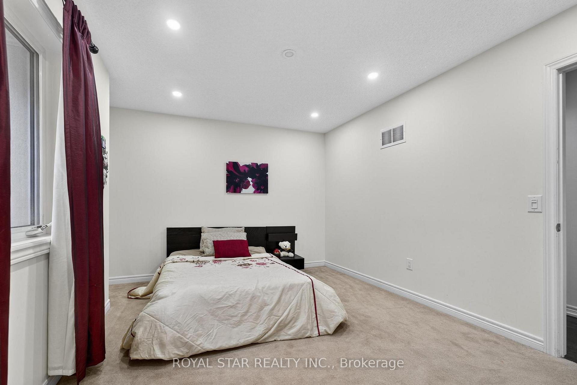 Photo 42 of 61 Aldersgate Drive, Brampton, Northwest Brampton — HOMEH