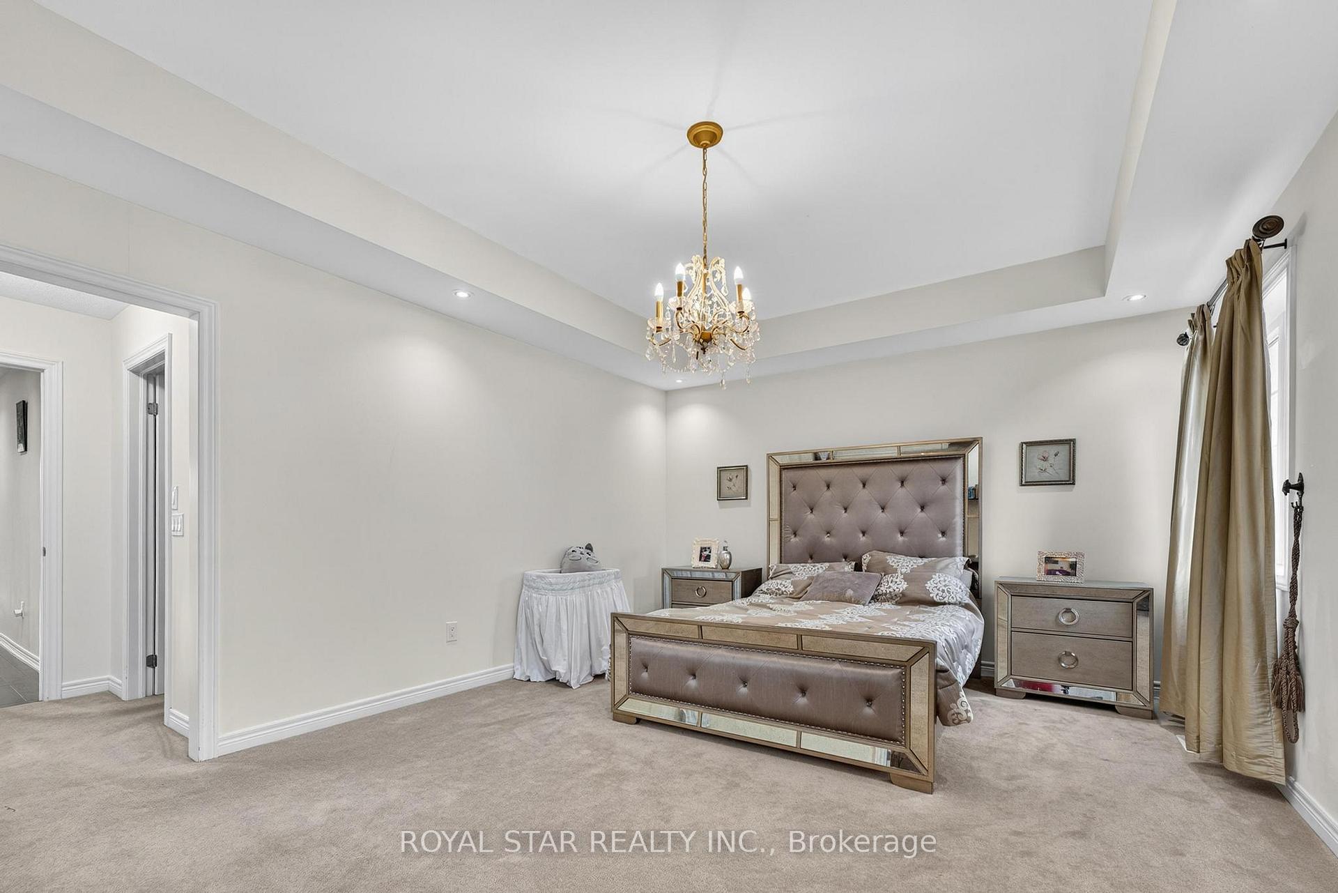 Photo 43 of 61 Aldersgate Drive, Brampton, Northwest Brampton — HOMEH