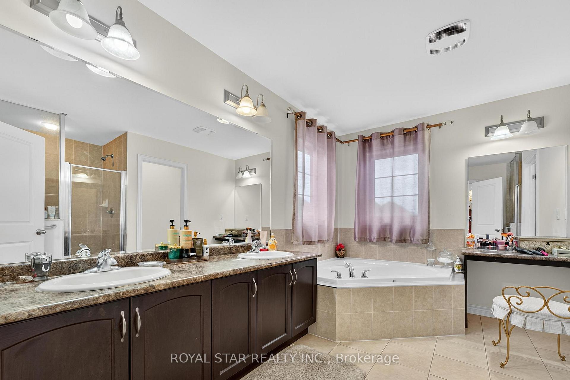 Photo 46 of 61 Aldersgate Drive, Brampton, Northwest Brampton — HOMEH