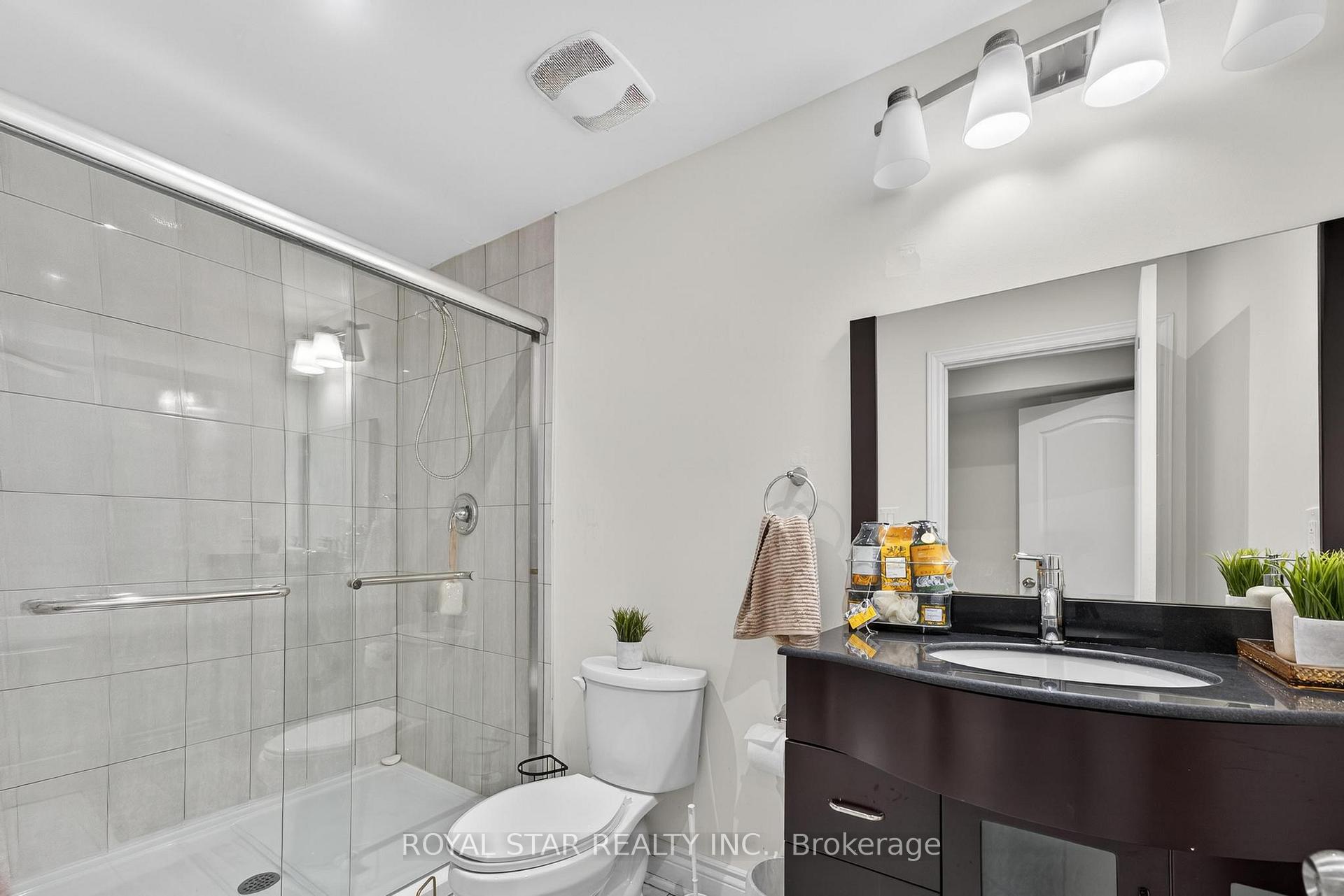 Photo 27 of 61 Aldersgate Drive, Brampton, Northwest Brampton — HOMEH