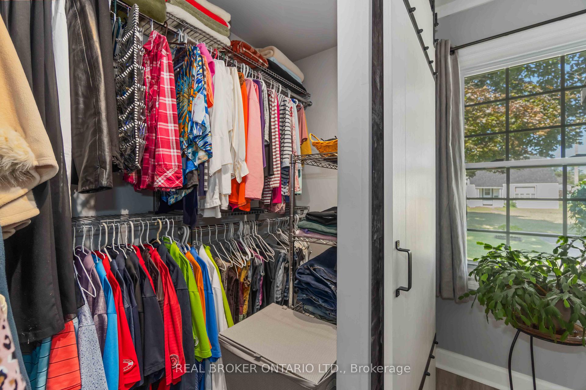 Photo 15 of 20 Roosevelt Drive, Smiths Falls — HOMEH