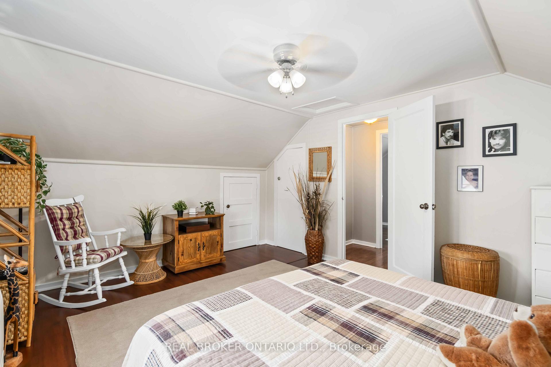 Photo 16 of 20 Roosevelt Drive, Smiths Falls — HOMEH