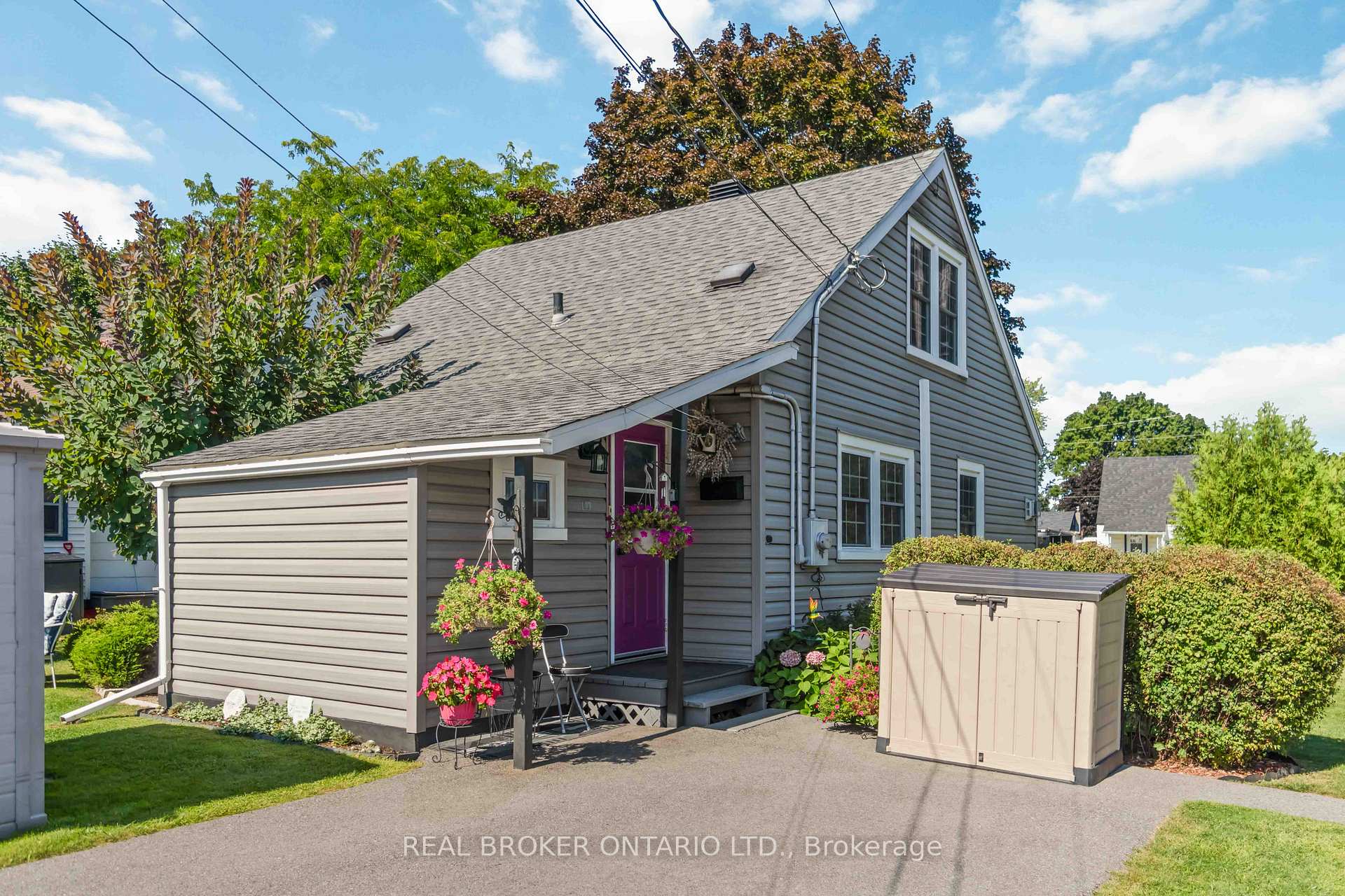 Photo 23 of 20 Roosevelt Drive, Smiths Falls — HOMEH