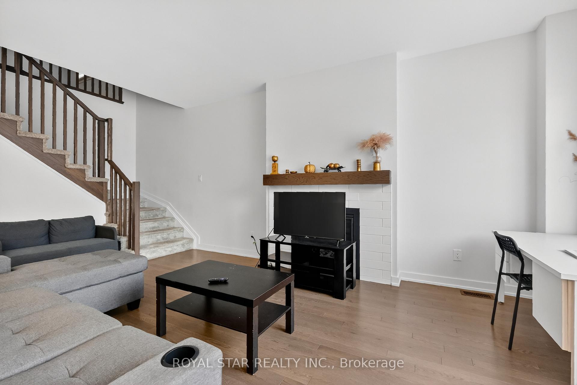 Photo 12 of 6493 Renaud Road, Ottawa, Chapel Hill South - Orleans Village — HOMEH