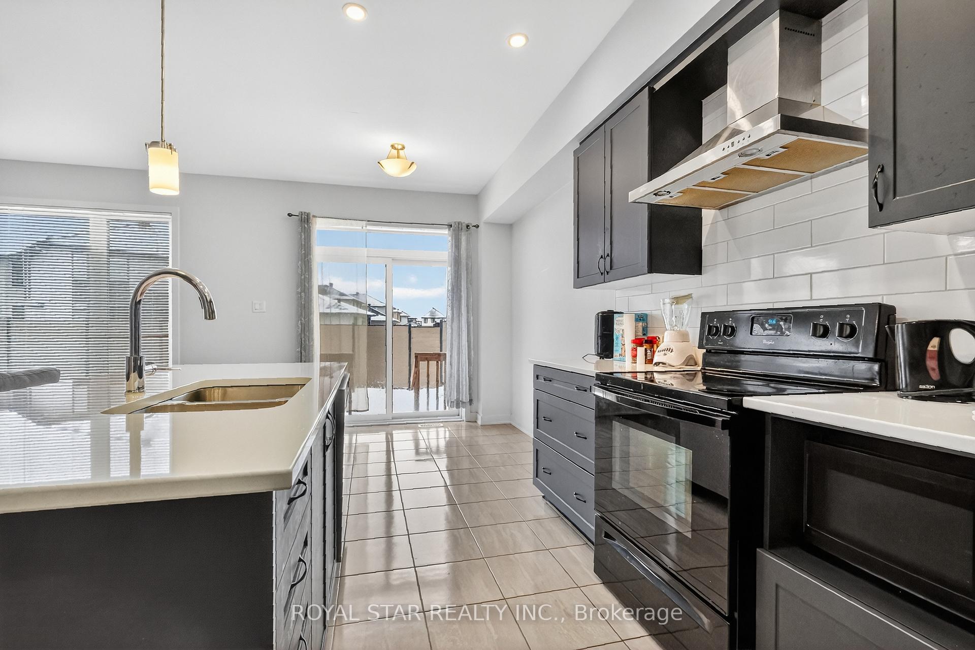 Photo 16 of 6493 Renaud Road, Ottawa, Chapel Hill South - Orleans Village — HOMEH