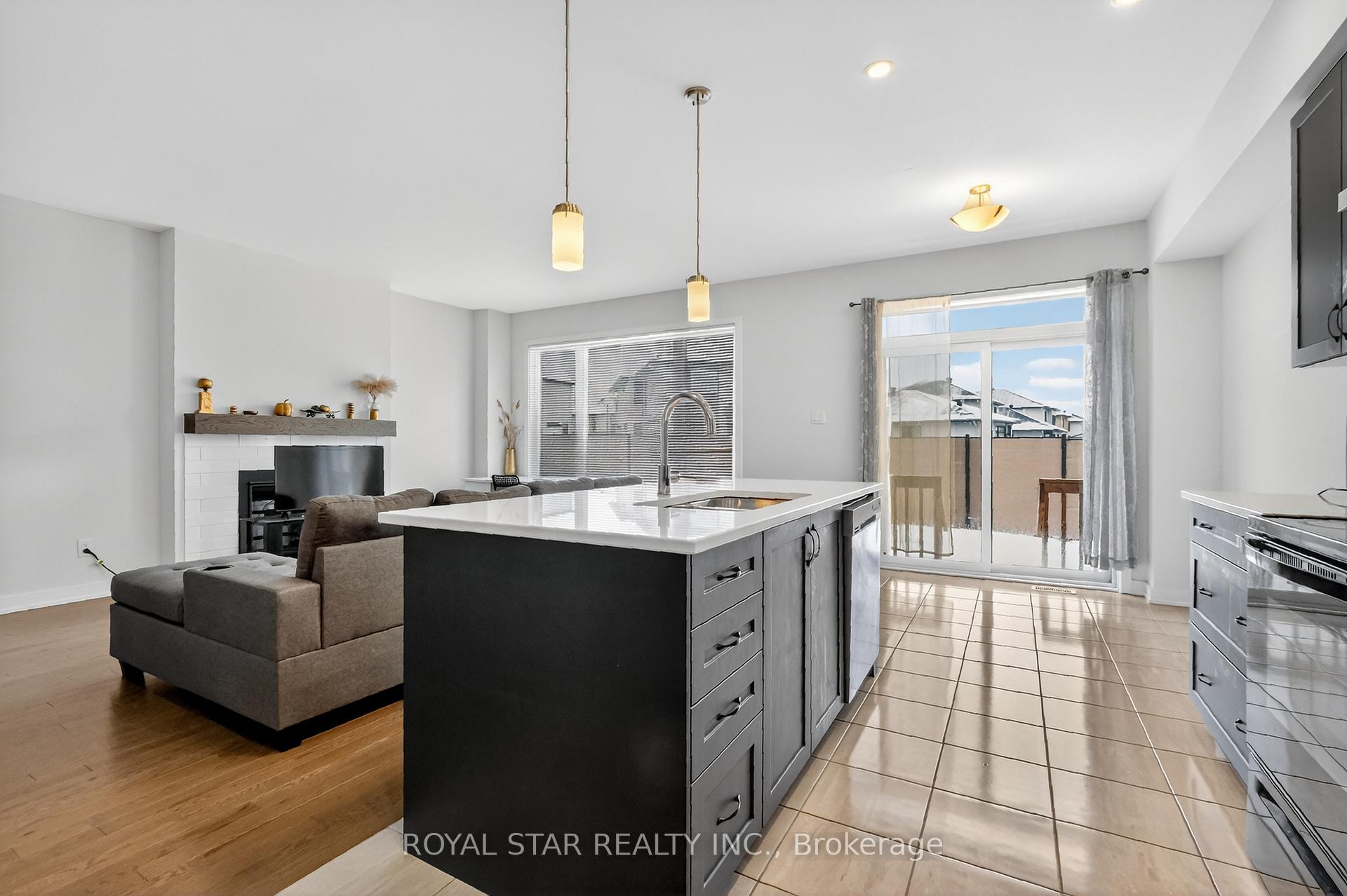 Photo 14 of 6493 Renaud Road, Ottawa, Chapel Hill South - Orleans Village — HOMEH