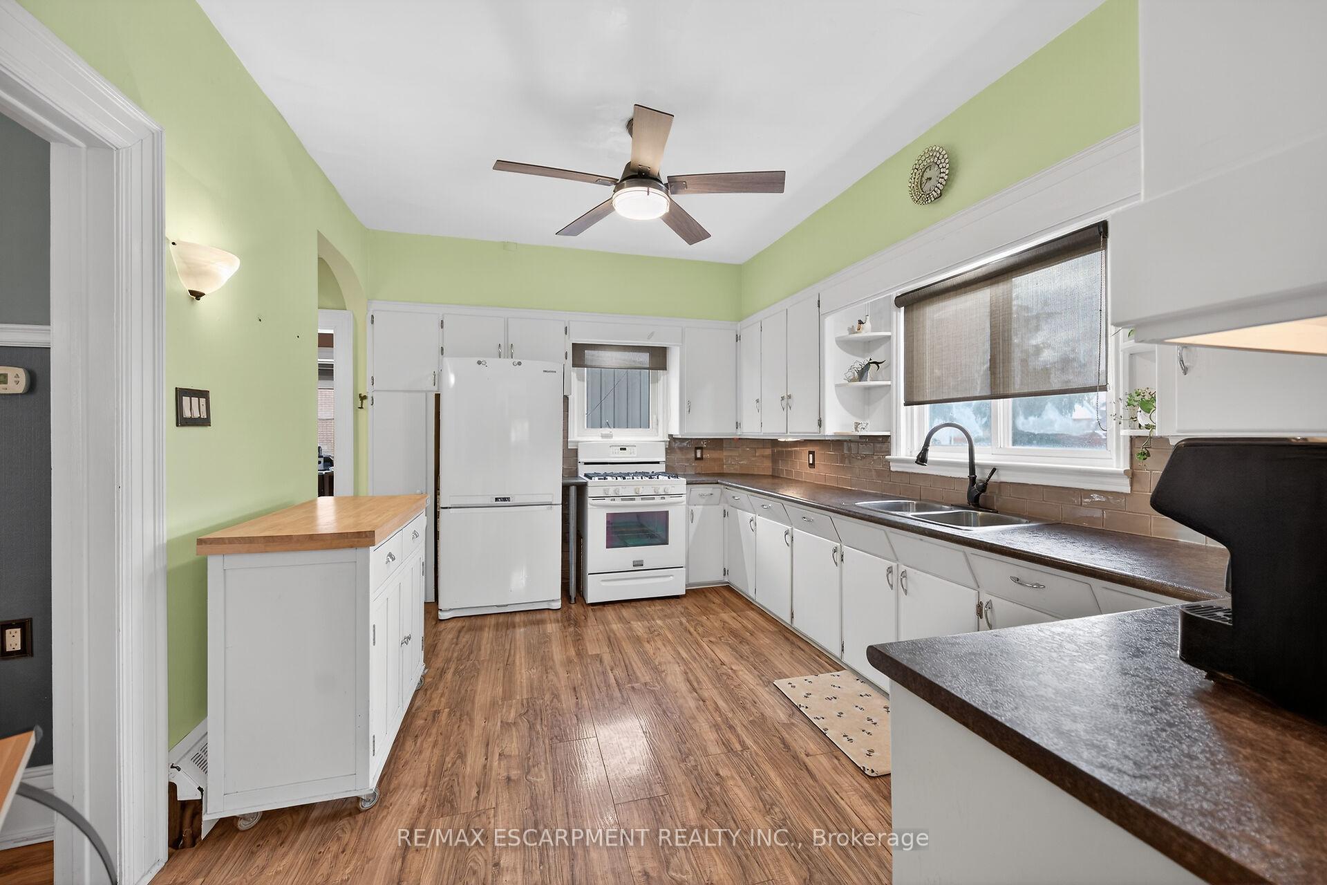 Photo 12 of 66 King Street E, Haldimand — HOMEH