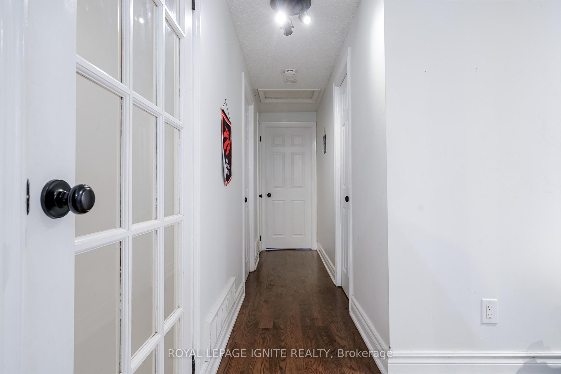 Photo 19 of 754 Downview Crescent, Oshawa, Donevan — HOMEH