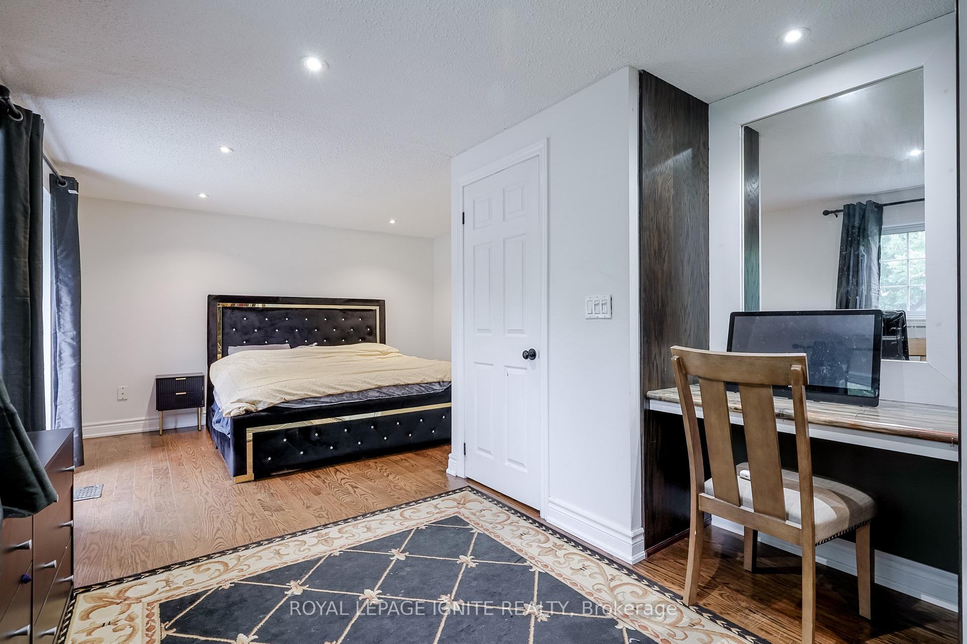 Photo 17 of 754 Downview Crescent, Oshawa, Donevan — HOMEH