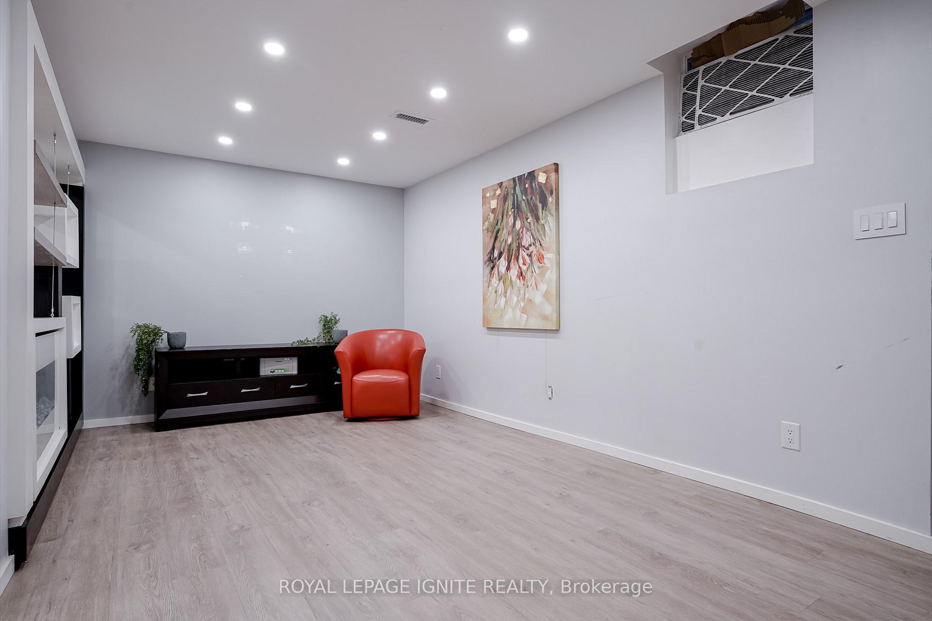Photo 39 of 754 Downview Crescent, Oshawa, Donevan — HOMEH