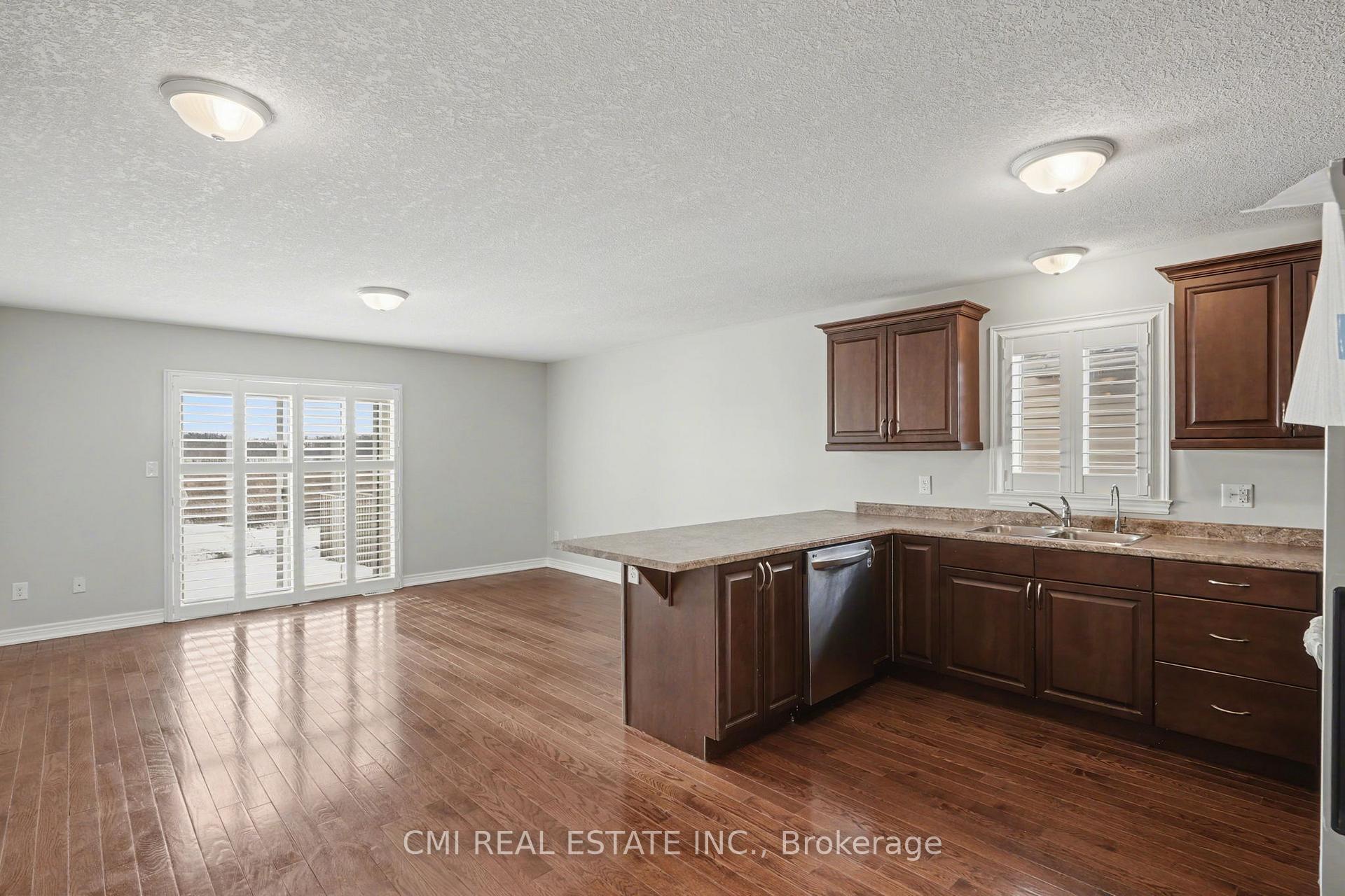 Photo 7 of 45 Helen Drive, Haldimand — HOMEH