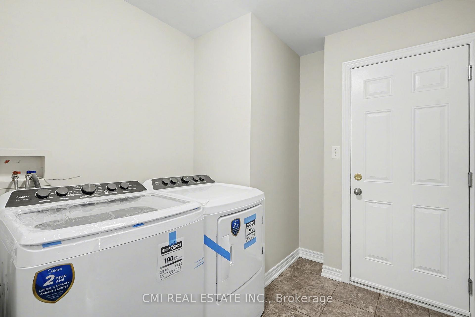 Photo 24 of 45 Helen Drive, Haldimand — HOMEH