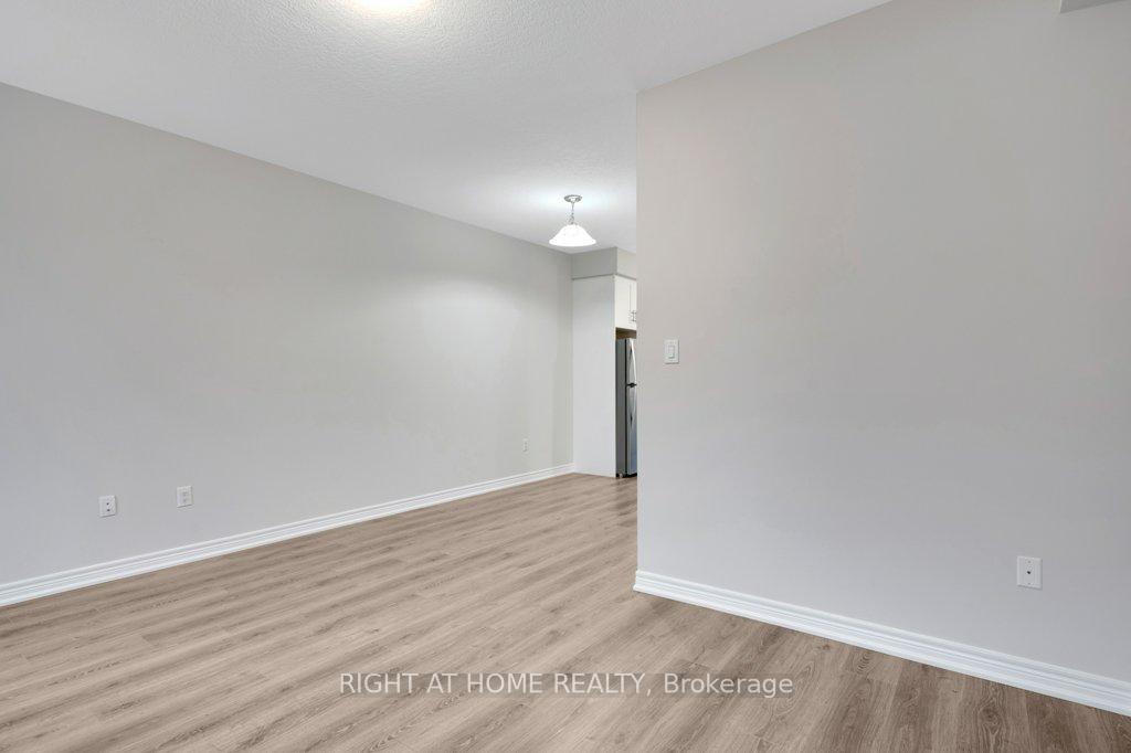 Photo 23 of Unit 99, 10 Birmingham Drive, Cambridge — HOMEH