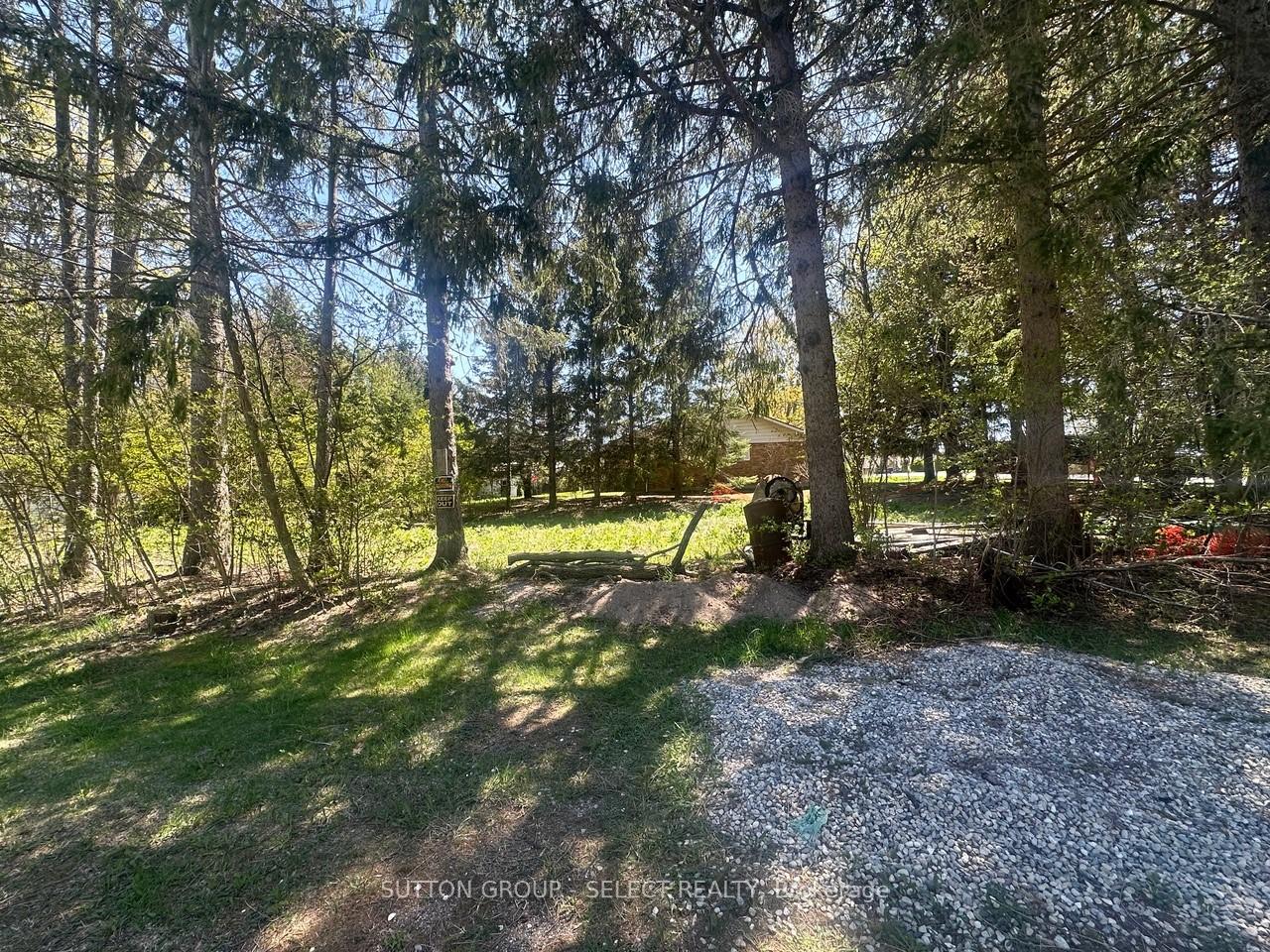 Photo 4 of 14 MacTavesh Crescent, Bluewater, Bayfield — HOMEH