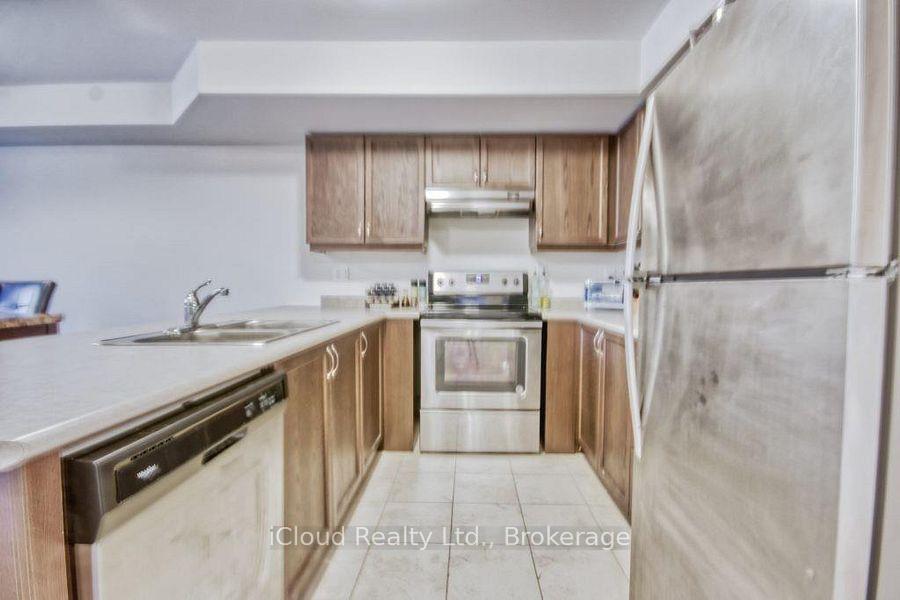 Photo 9 of 2476 Bromus Path, Oshawa, Windfields — HOMEH