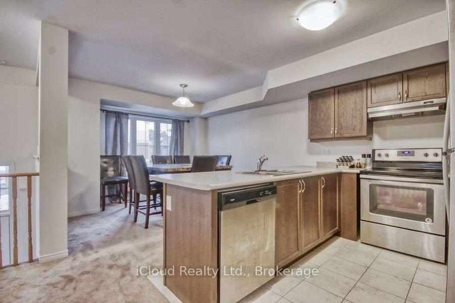 Photo 4 of 2476 Bromus Path, Oshawa, Windfields — HOMEH