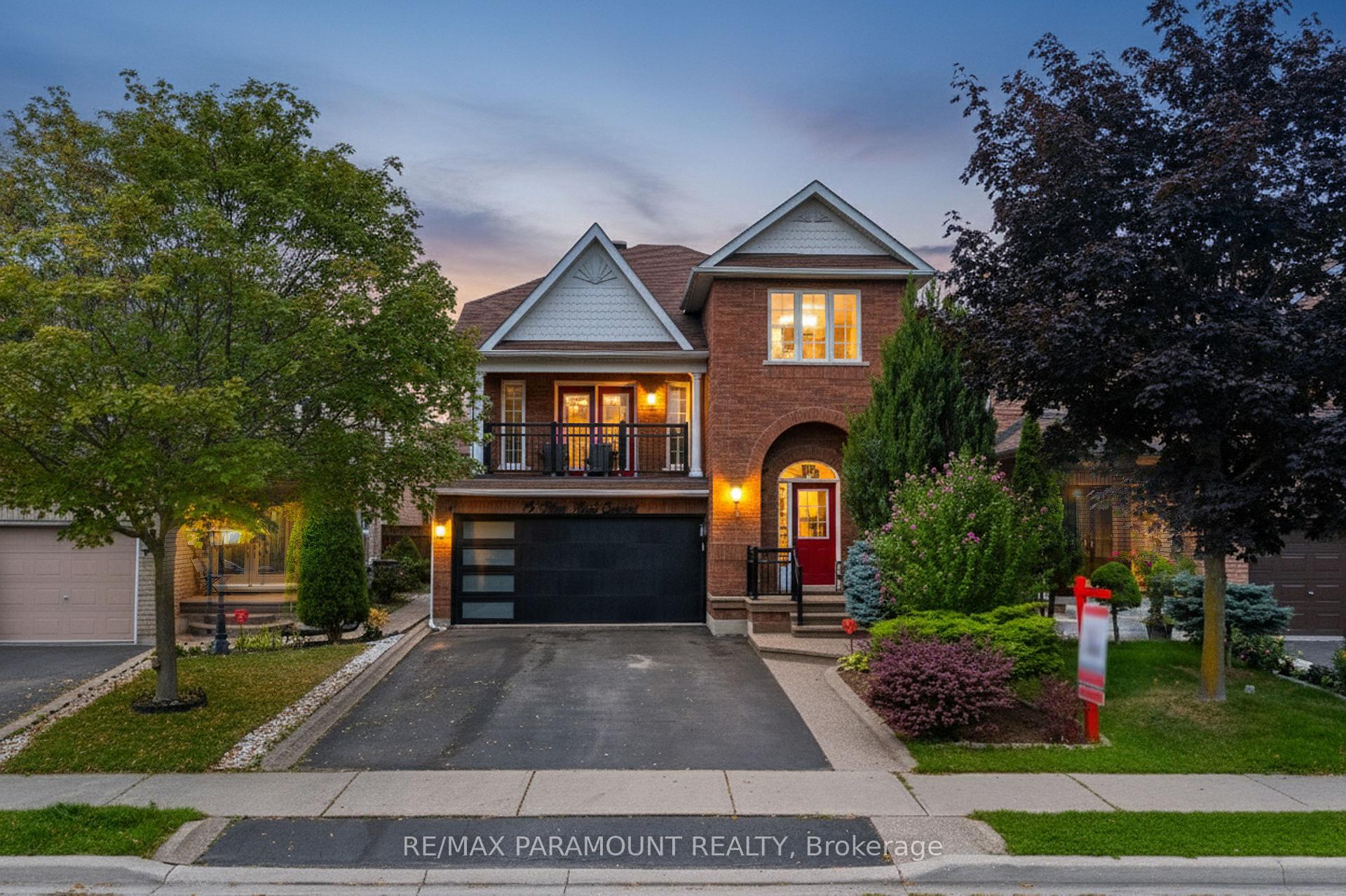 Front of 19 River Rock Crescent