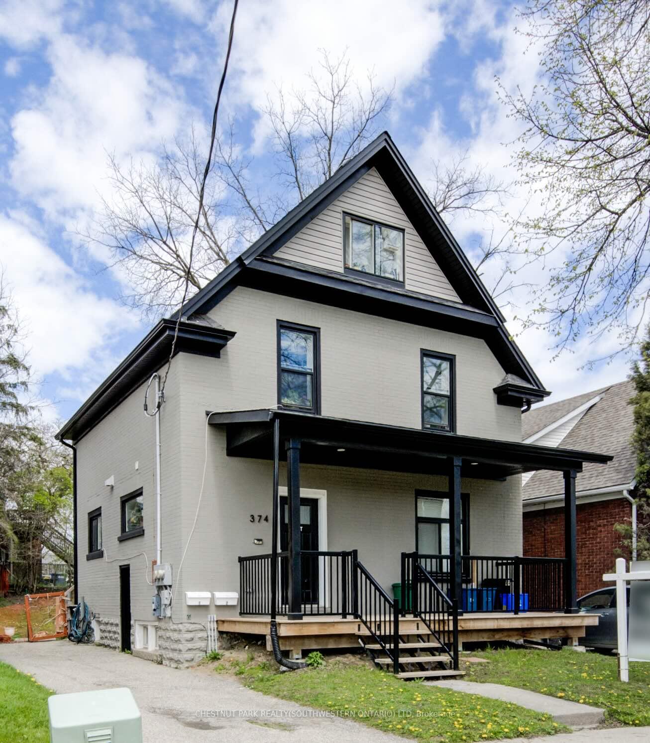 Front of 374 Louisa Street