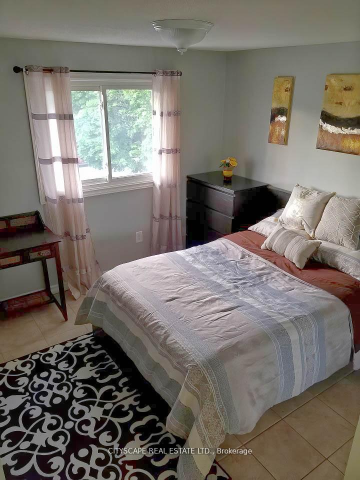 Photo 20 of 59 Romy Crescent, Thorold, Confederation Heights — HOMEH